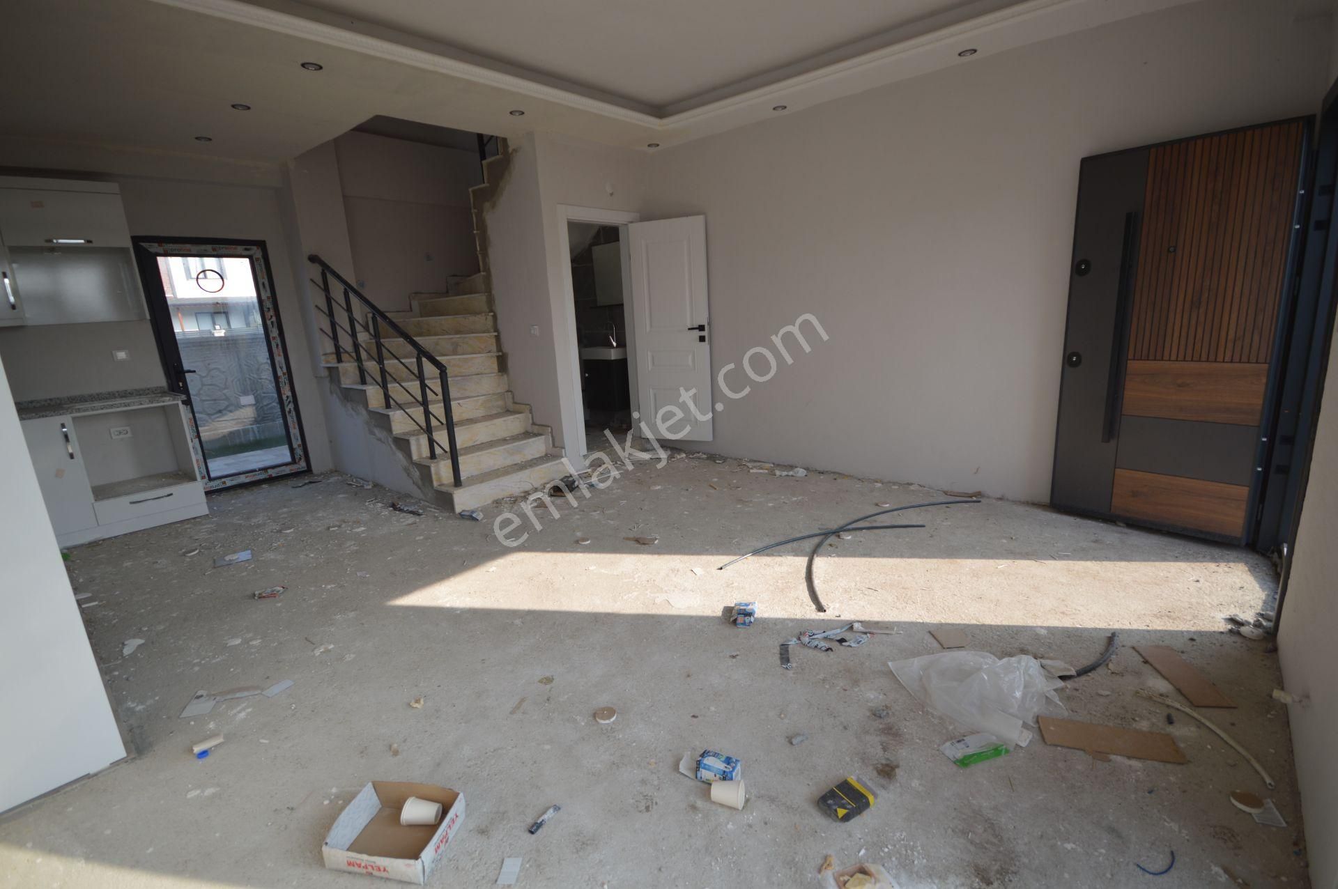 Kocaali'de Daire Fiyatına 3+1 Satılık Villa!! - Görsel 9