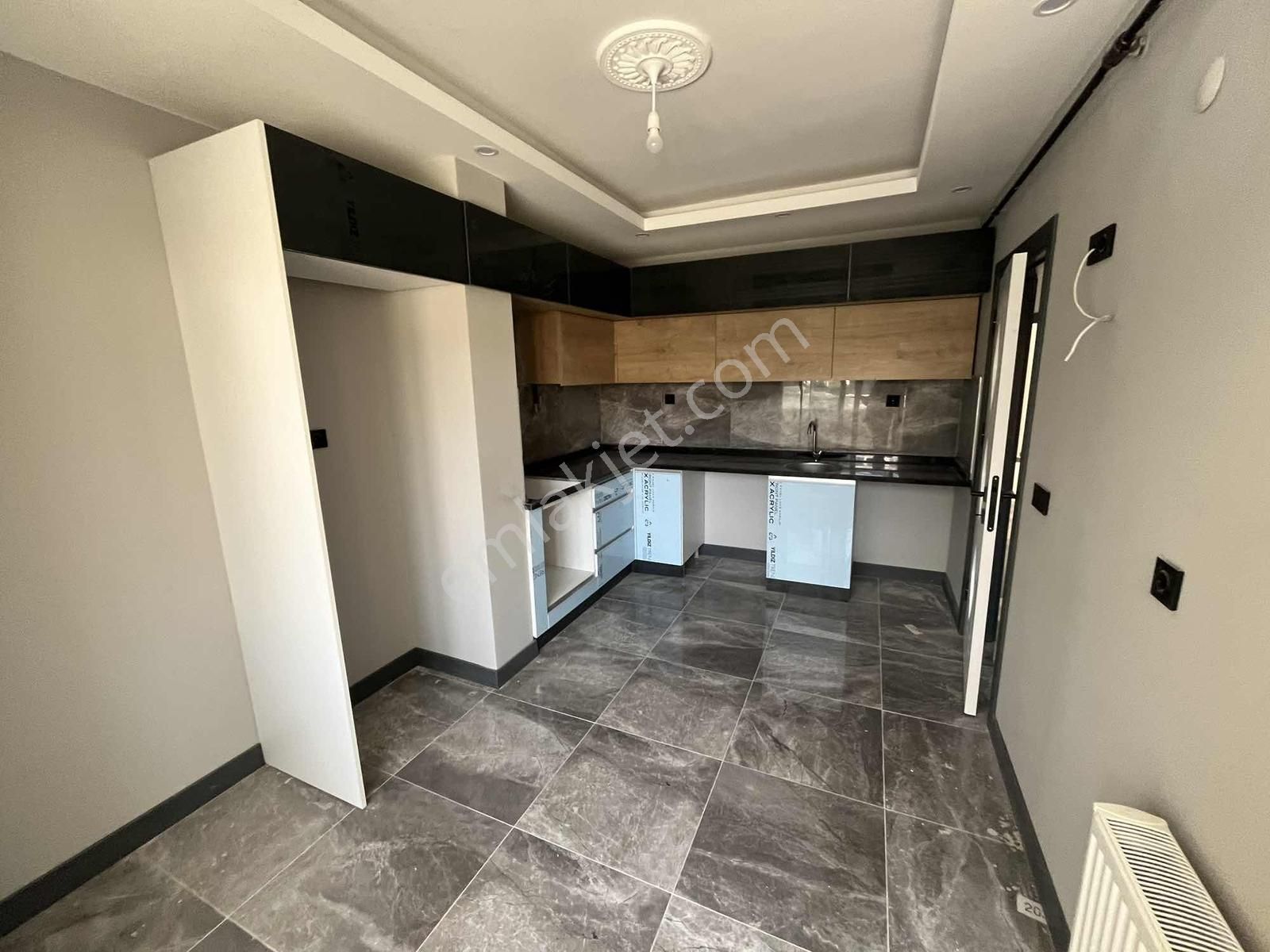 |osmanlı|ön Cephe Geniş Bahçe Kullanım Alanı Sıfır 2+1 - Görsel 30