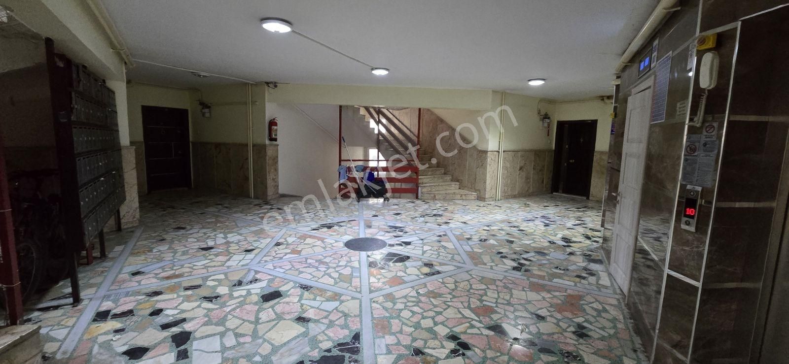 Şenlikköy Blokları 3+1 Kat 4 Ön Cephe Bağımsız 123 M2 Merkezi - Görsel 11