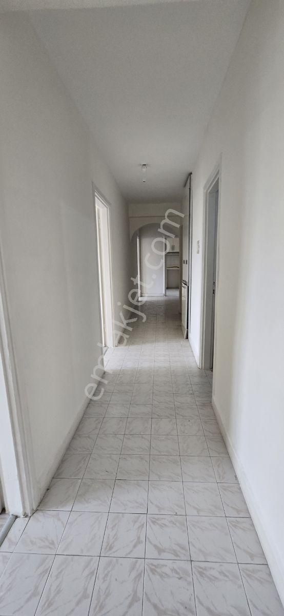 Şenlikköy Blokları 3+1 Kat 4 Ön Cephe Bağımsız 123 M2 Merkezi - Görsel 26