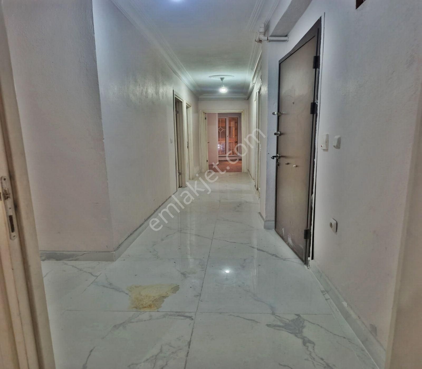 Satılık Cadde Üsttü 2+1 Daire - Görsel 12