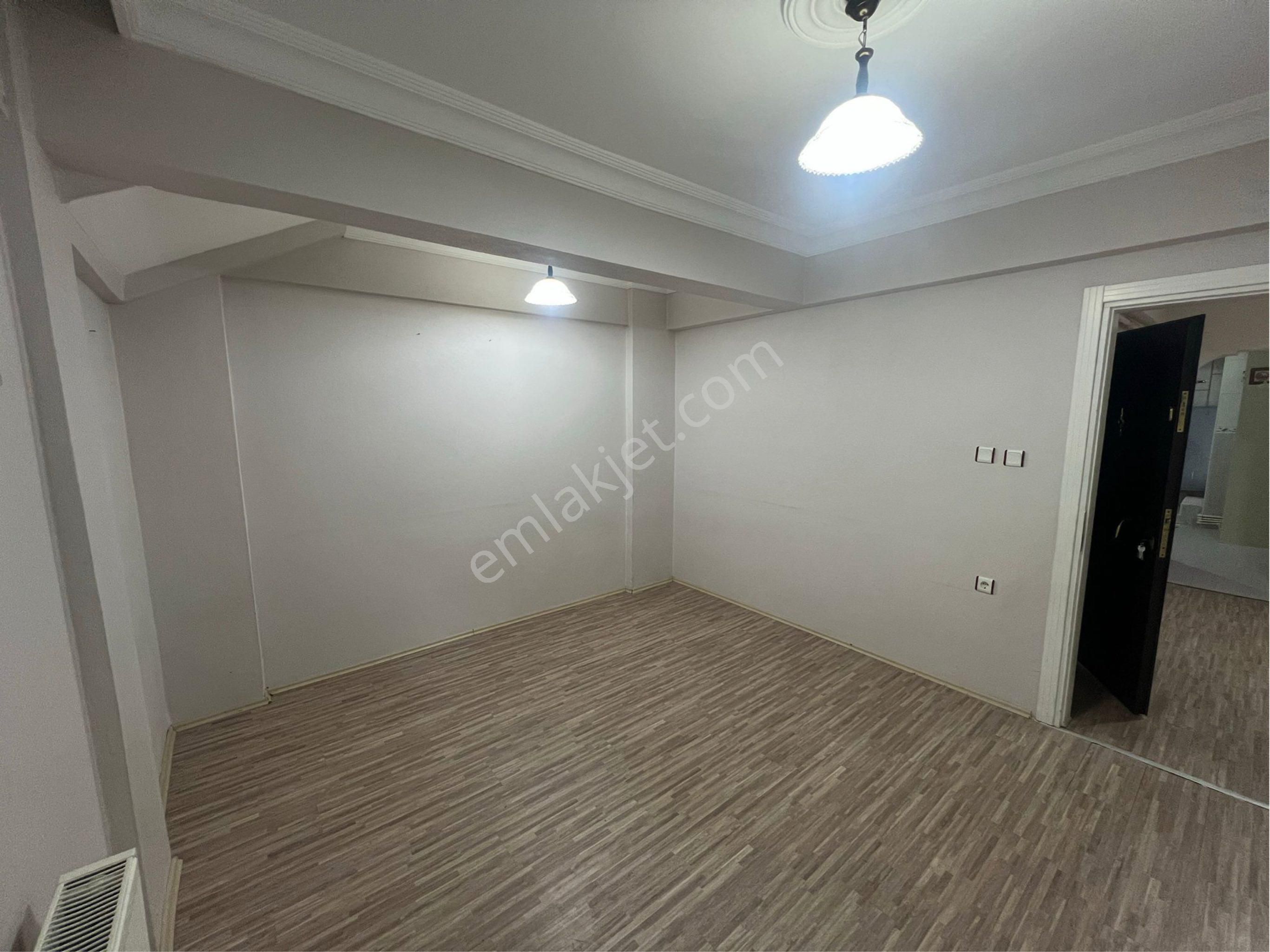 🔥 Acil Kiralık | Namık Kemal Mahallesi’nde Bahçeli 2+1 Bahçe Katı - Görsel 8