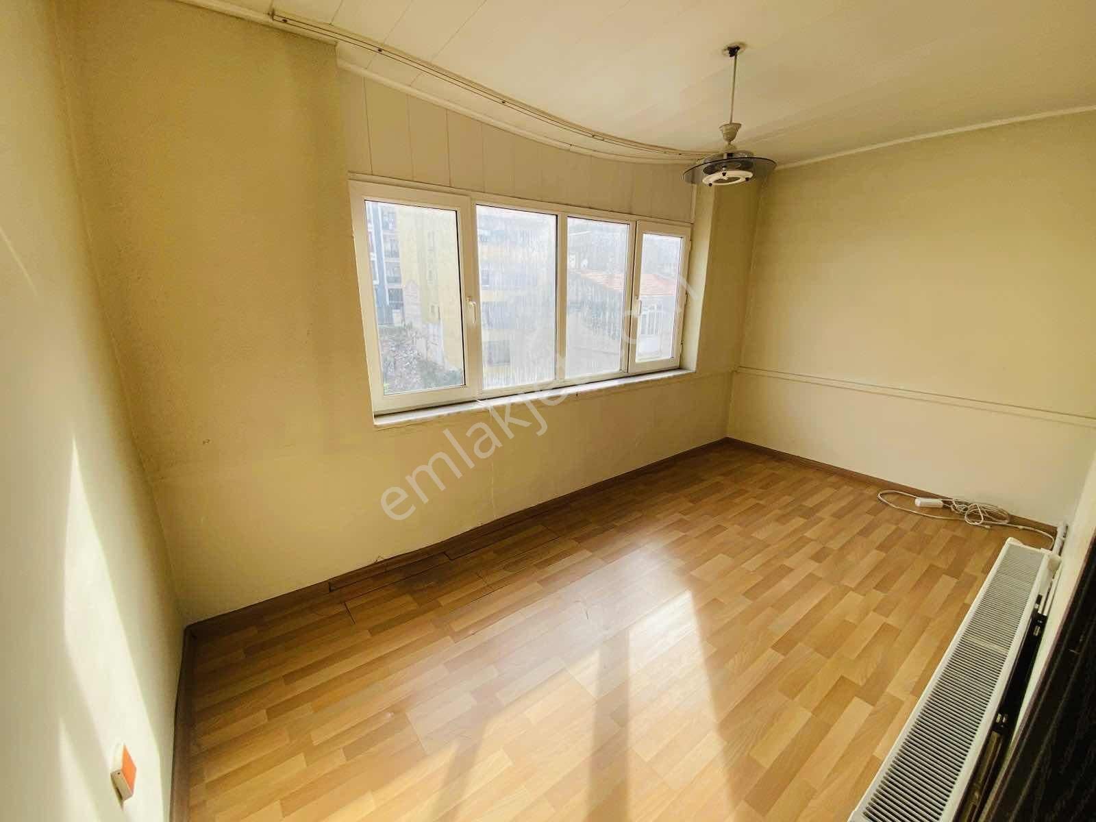 Tarihi Asansör Yakını 2+1 Panoramik Deniz Manzaralı Fırsat Daire - Görsel 13