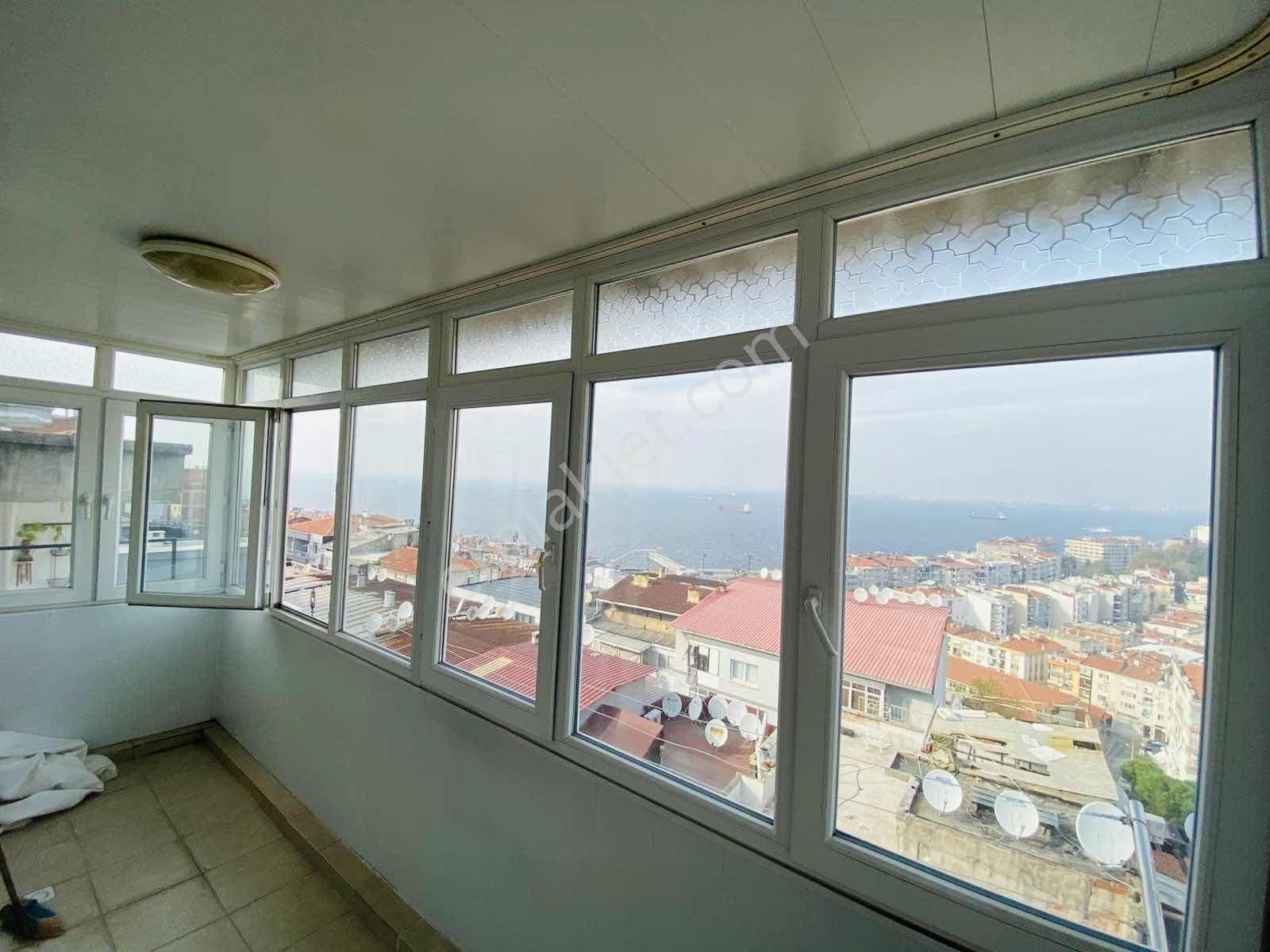 Tarihi Asansör Yakını 2+1 Panoramik Deniz Manzaralı Fırsat Daire - Görsel 14