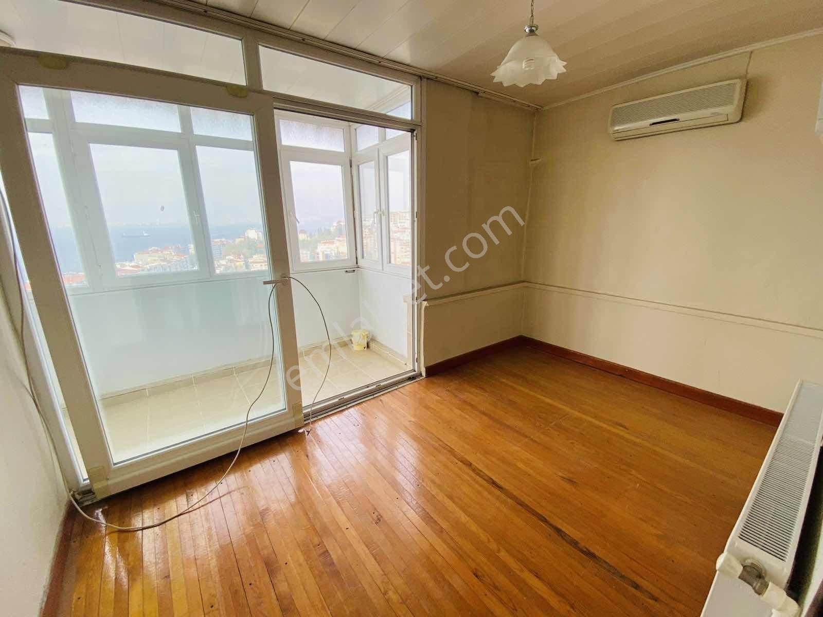 Tarihi Asansör Yakını 2+1 Panoramik Deniz Manzaralı Fırsat Daire - Görsel 15