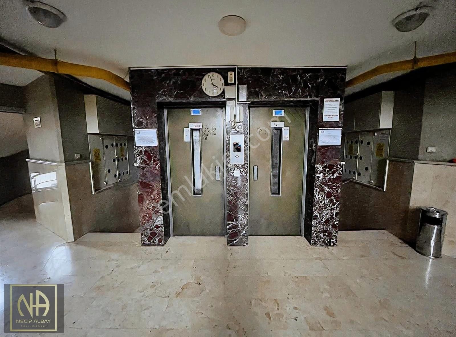 Etlik'de Site İçerisinde Ultra Lüks Yapılı Manzaralı 3+1 Satılık - Görsel 12