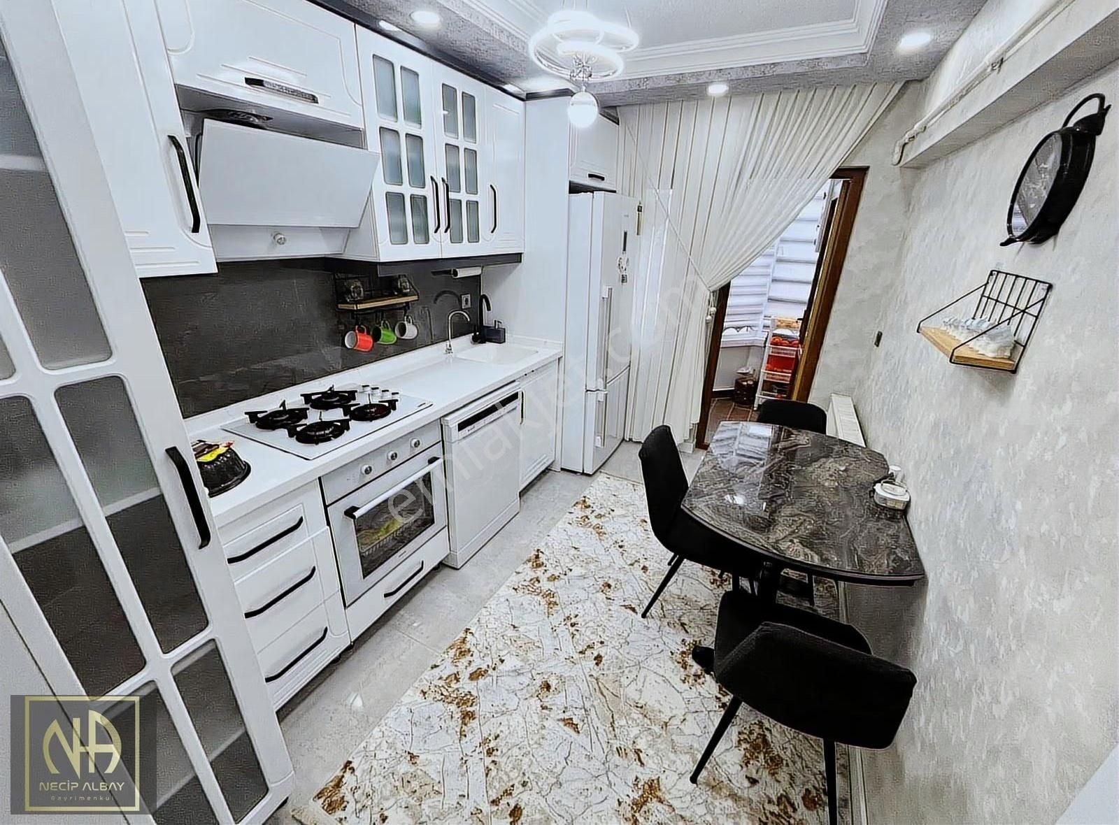 Etlik'de Site İçerisinde Ultra Lüks Yapılı Manzaralı 3+1 Satılık - Görsel 23