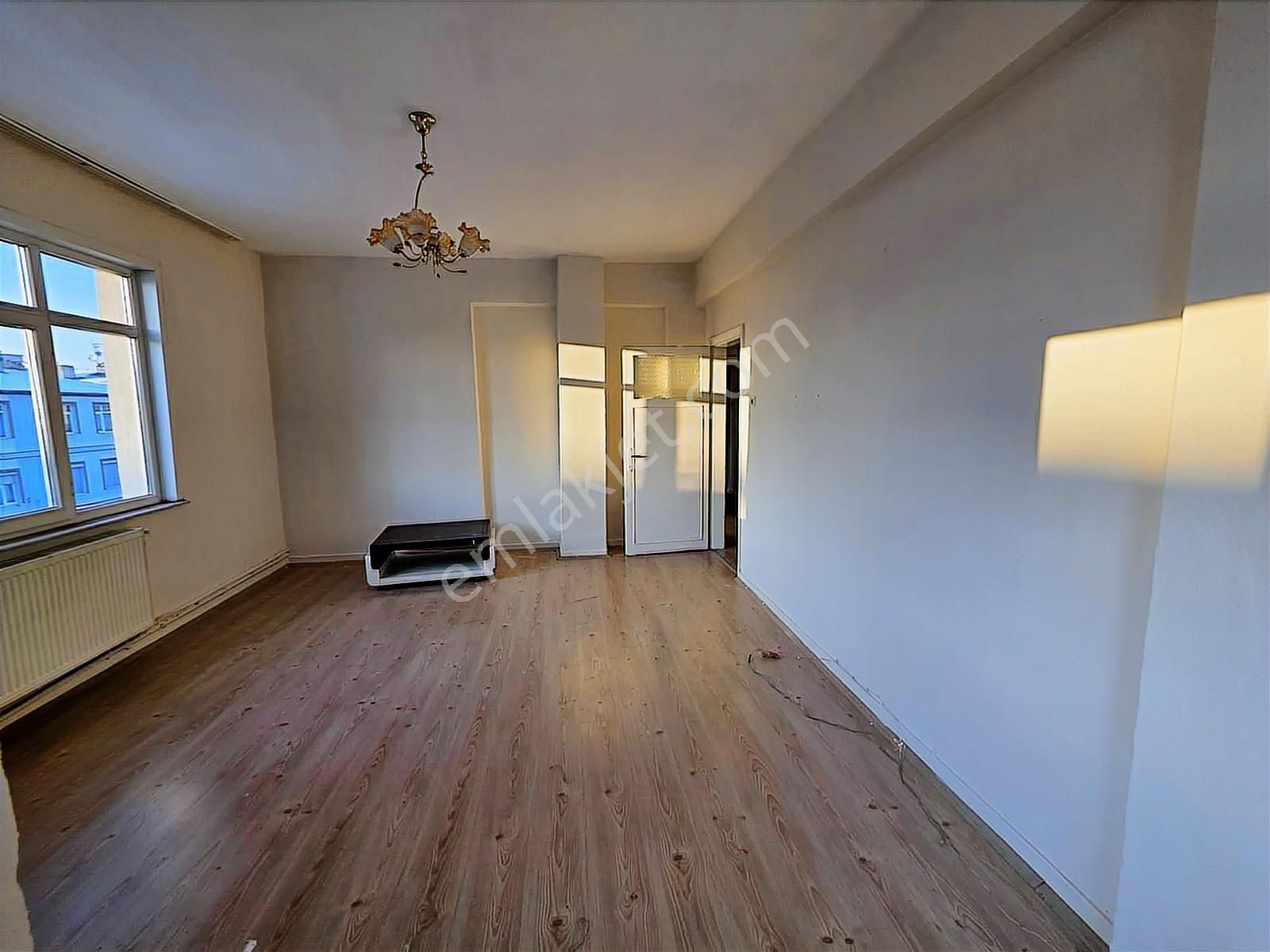 Fevziçakmak Da Çift Balkonlu 3 Cephe Kiralık - Görsel 13