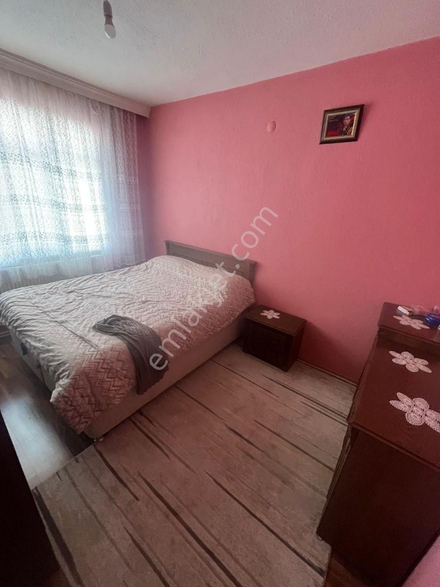 Şekerpınar Mahallesinde Komple Dolu Müstakil Ev Garaj Tandırlık - Görsel 11