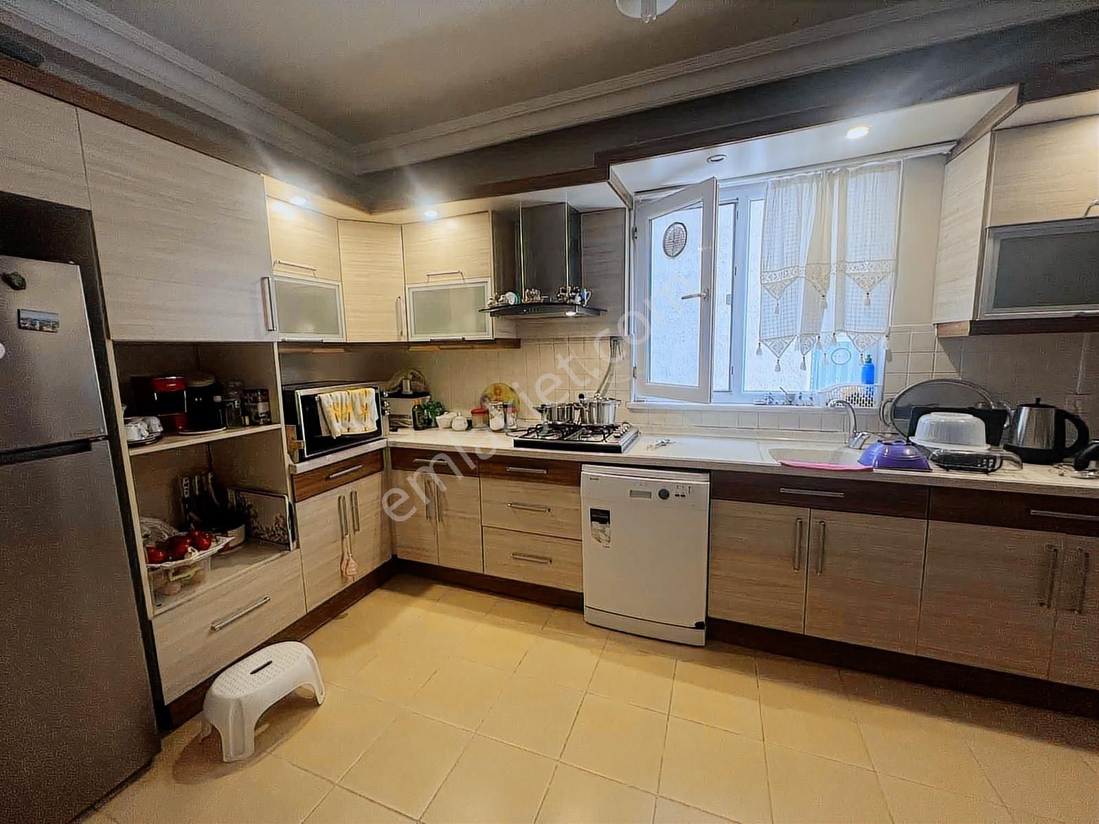 Kavacık 'ta Park Manzaralı Geniş Daire - Görsel 8