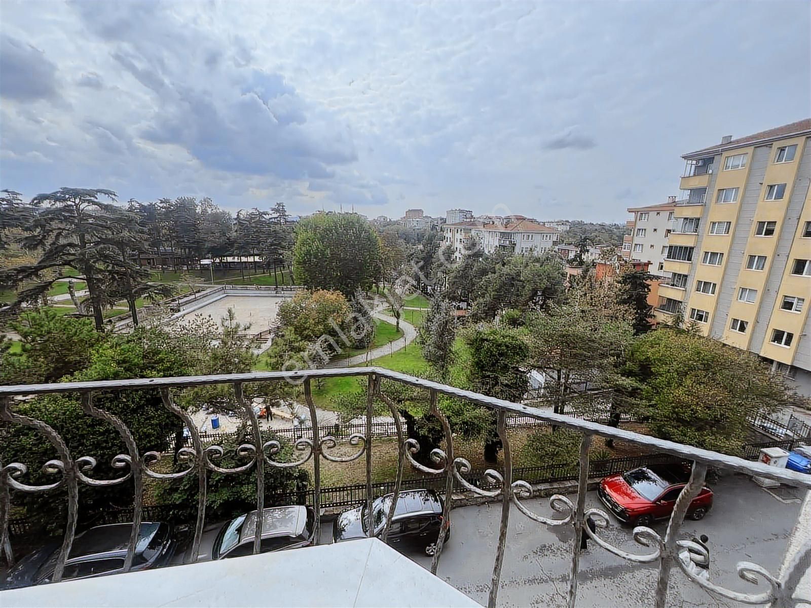 Kavacık 'ta Park Manzaralı Geniş Daire - Görsel 9