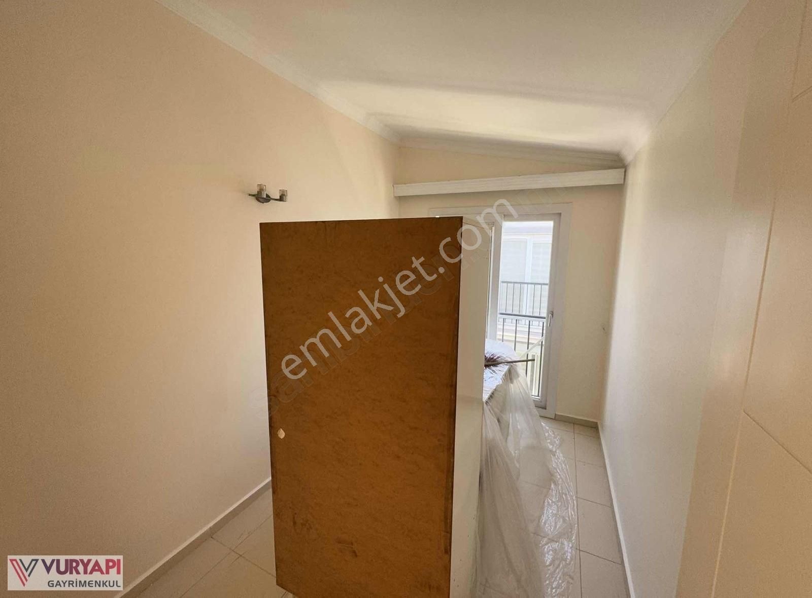 Akbük Merkezde Donanımlı Site İçerisinde 3+1 Çatı Dubleksi Daire - Görsel 17