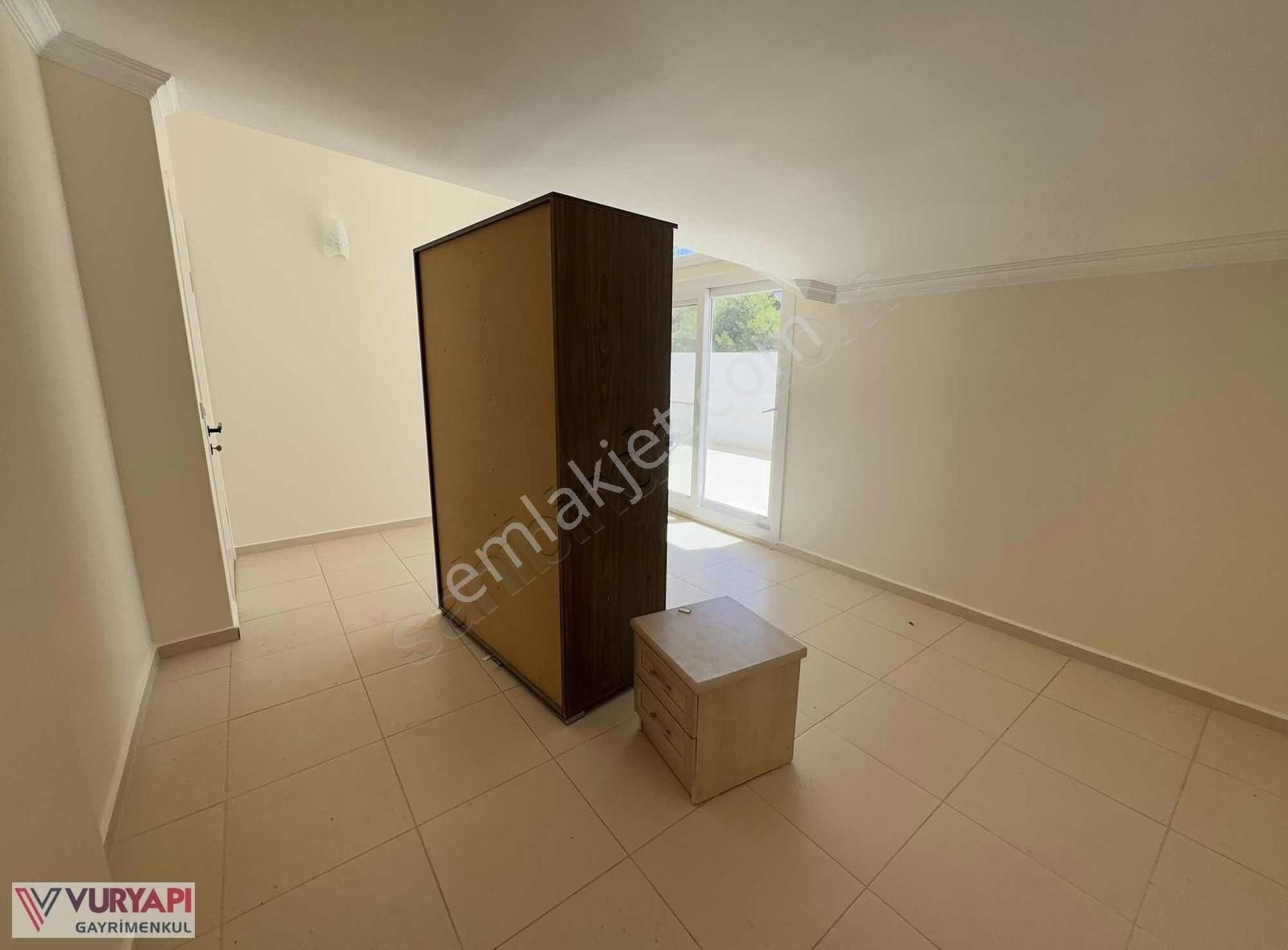 Akbük Merkezde Donanımlı Site İçerisinde 3+1 Çatı Dubleksi Daire - Görsel 7