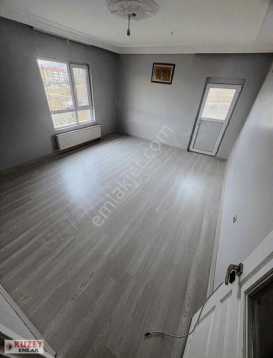 Kuzey Emlaktan Kuzey Yıldızında 4,5+1 Kiralık Daire - Görsel 13
