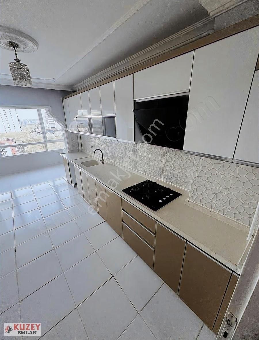 Kuzey Emlaktan Kuzey Yıldızında 4,5+1 Kiralık Daire - Görsel 21