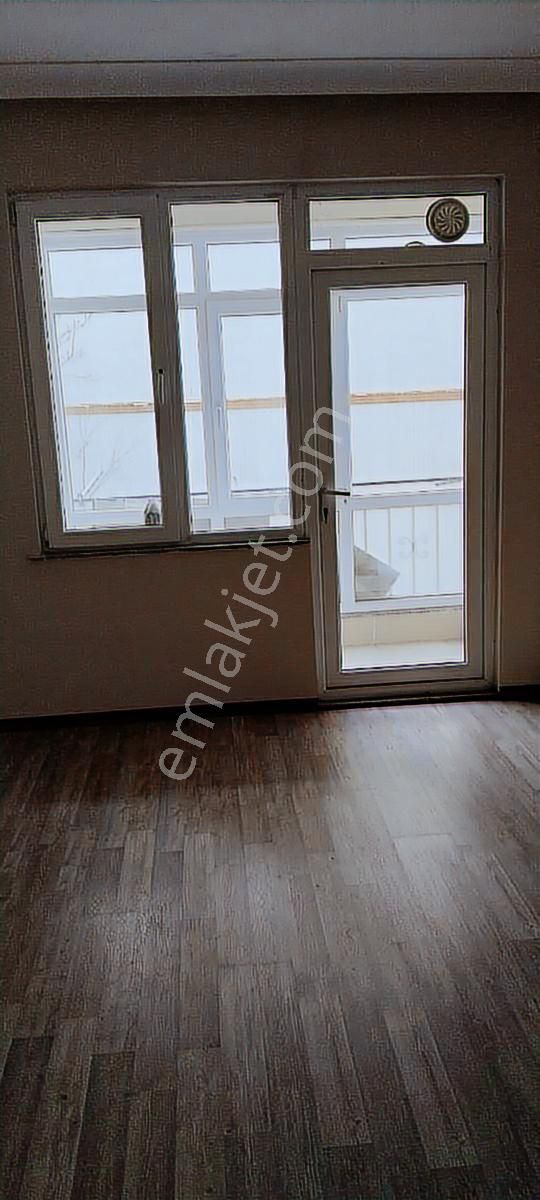 Kütahya Merkezde Kiralık Daire 2+1 - Görsel 16