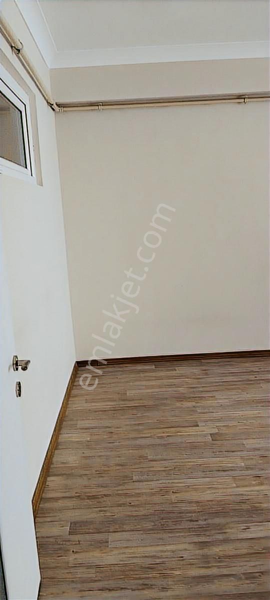 Kütahya Merkezde Kiralık Daire 2+1 - Görsel 9