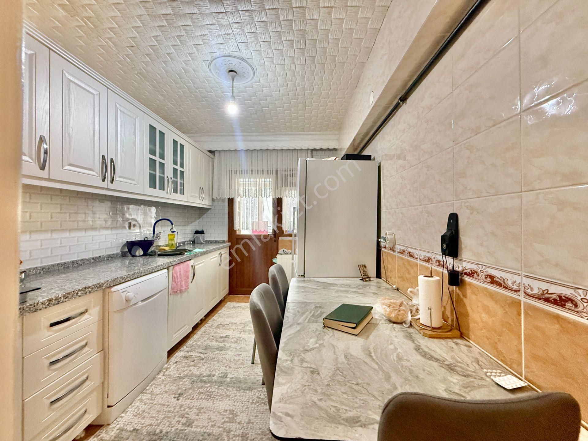 Taşcılar'dan Merkez Mah. Okullar Bölgesinde Güney C. 3.kat 3+1 Dai. - Görsel 5