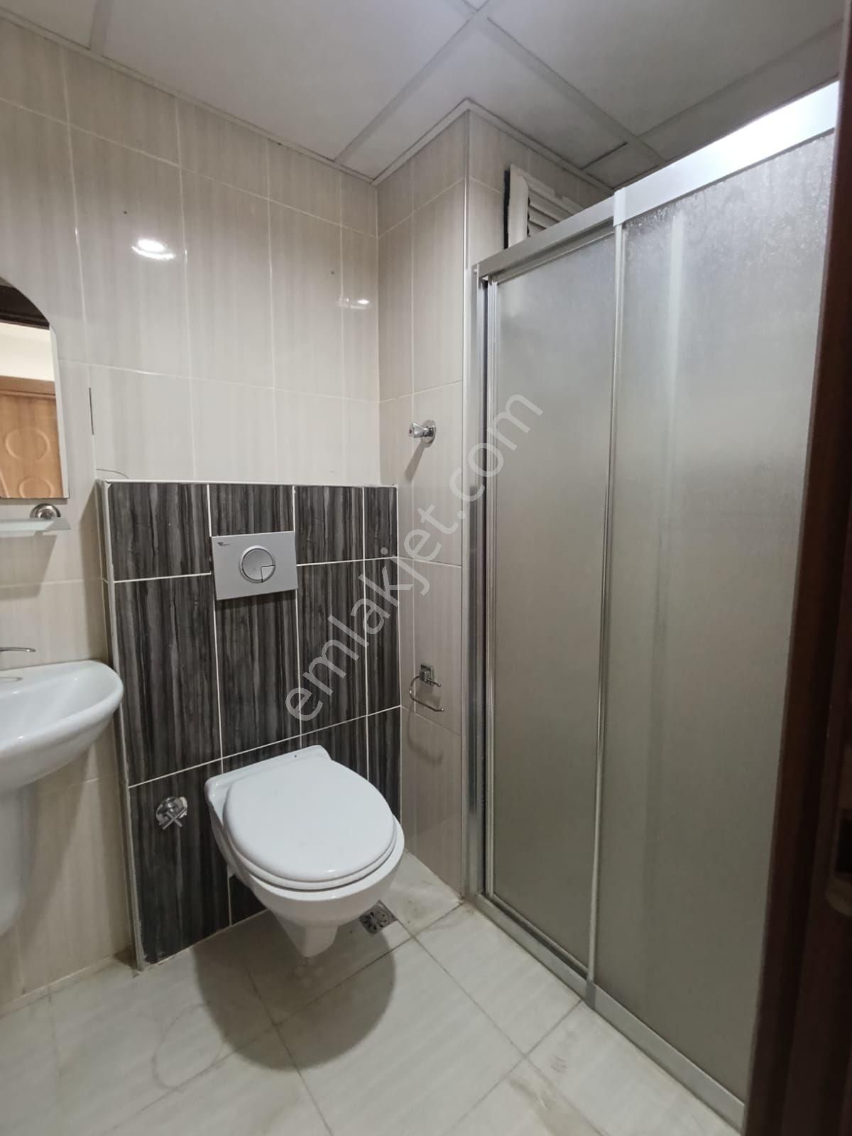 Birlik Gayrimenkulden Gültepe De 1+1 Ankastreli Geniş Oturumlu Kaçmaz Kiralıl - Görsel 6