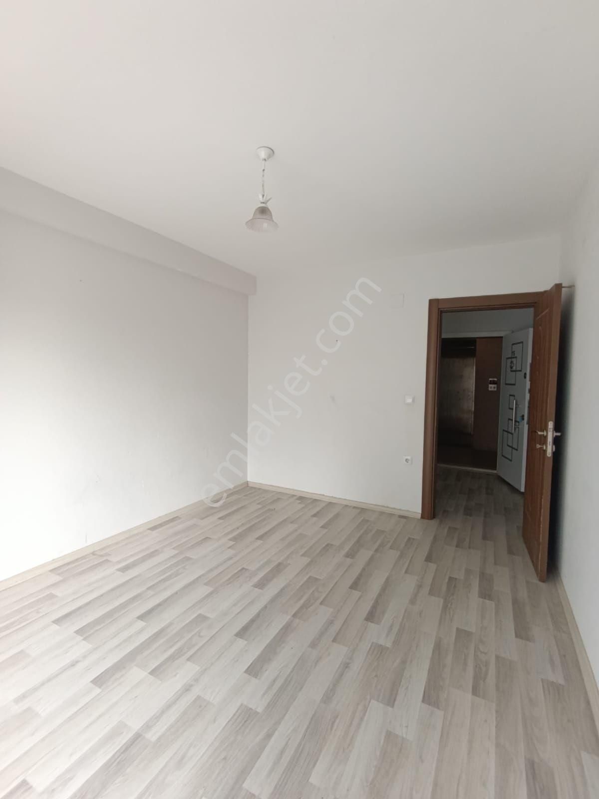 Birlik Gayrimenkulden Gültepe De 1+1 Ankastreli Geniş Oturumlu Kaçmaz Kiralıl - Görsel 5