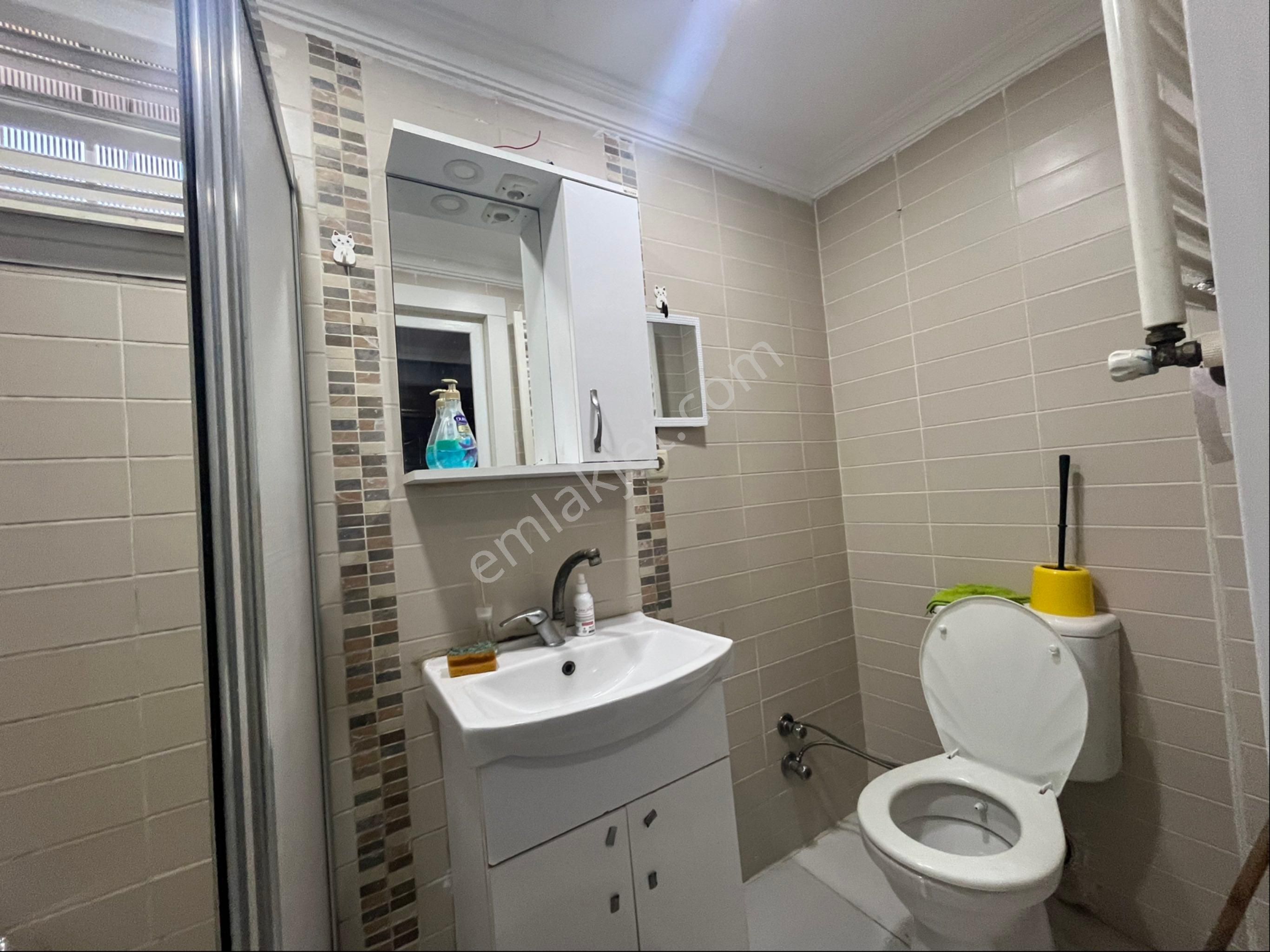 Metro'ya 12 Dk Mesafede Çatı Manzaralı Full Eşyalı 1+1 Daire - Görsel 15