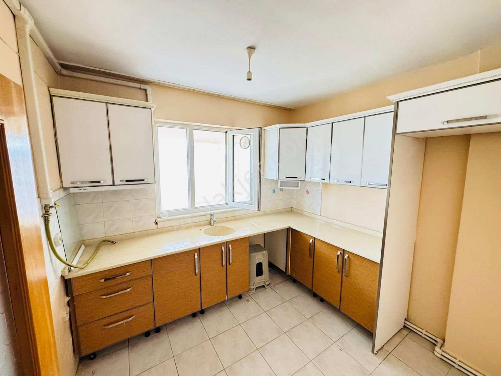 Home And Cardan Hamidiyede Fırsat 3+1 Satılık Daire - Görsel 12