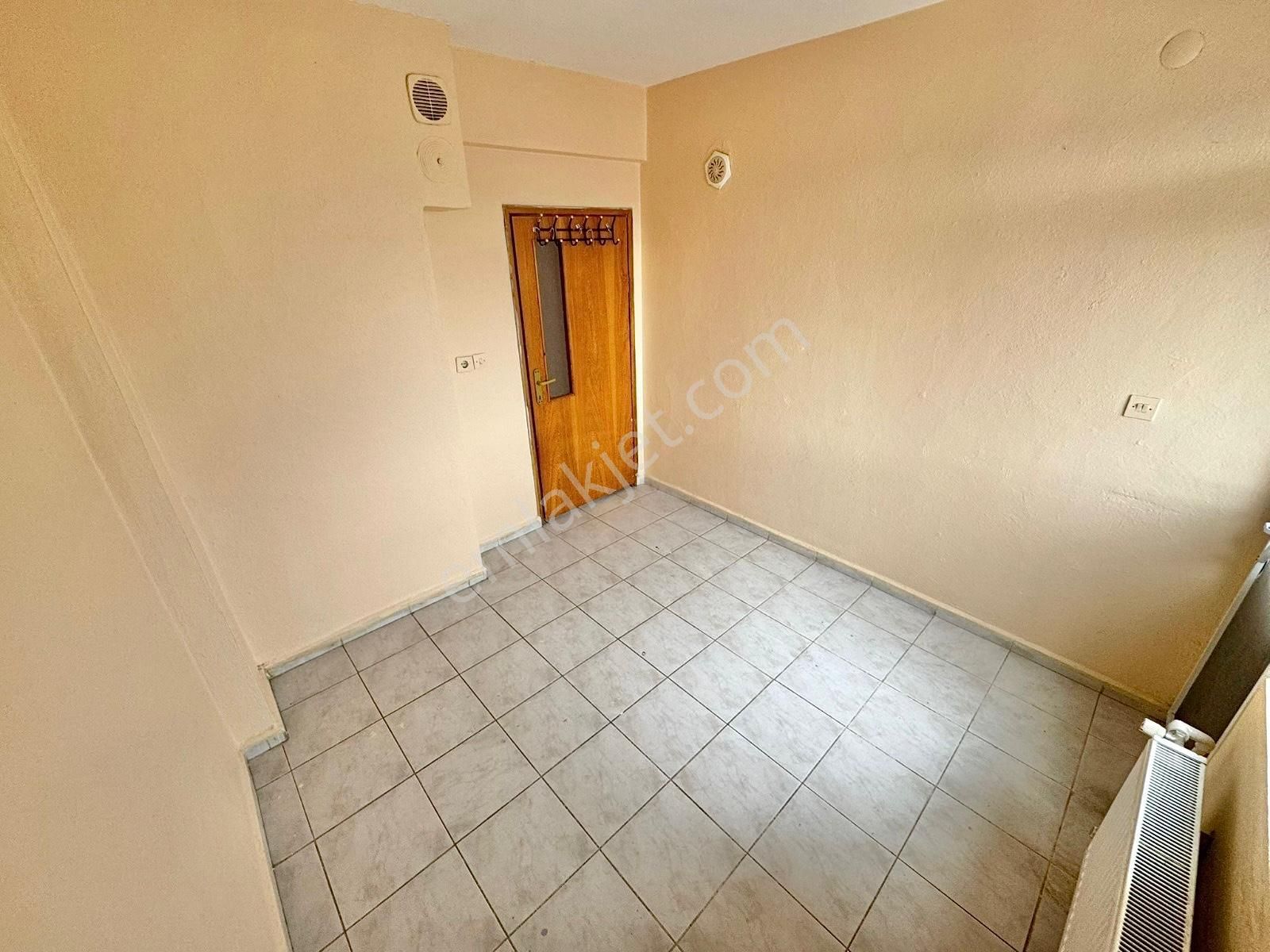 Home And Cardan Hamidiyede Fırsat 3+1 Satılık Daire - Görsel 6