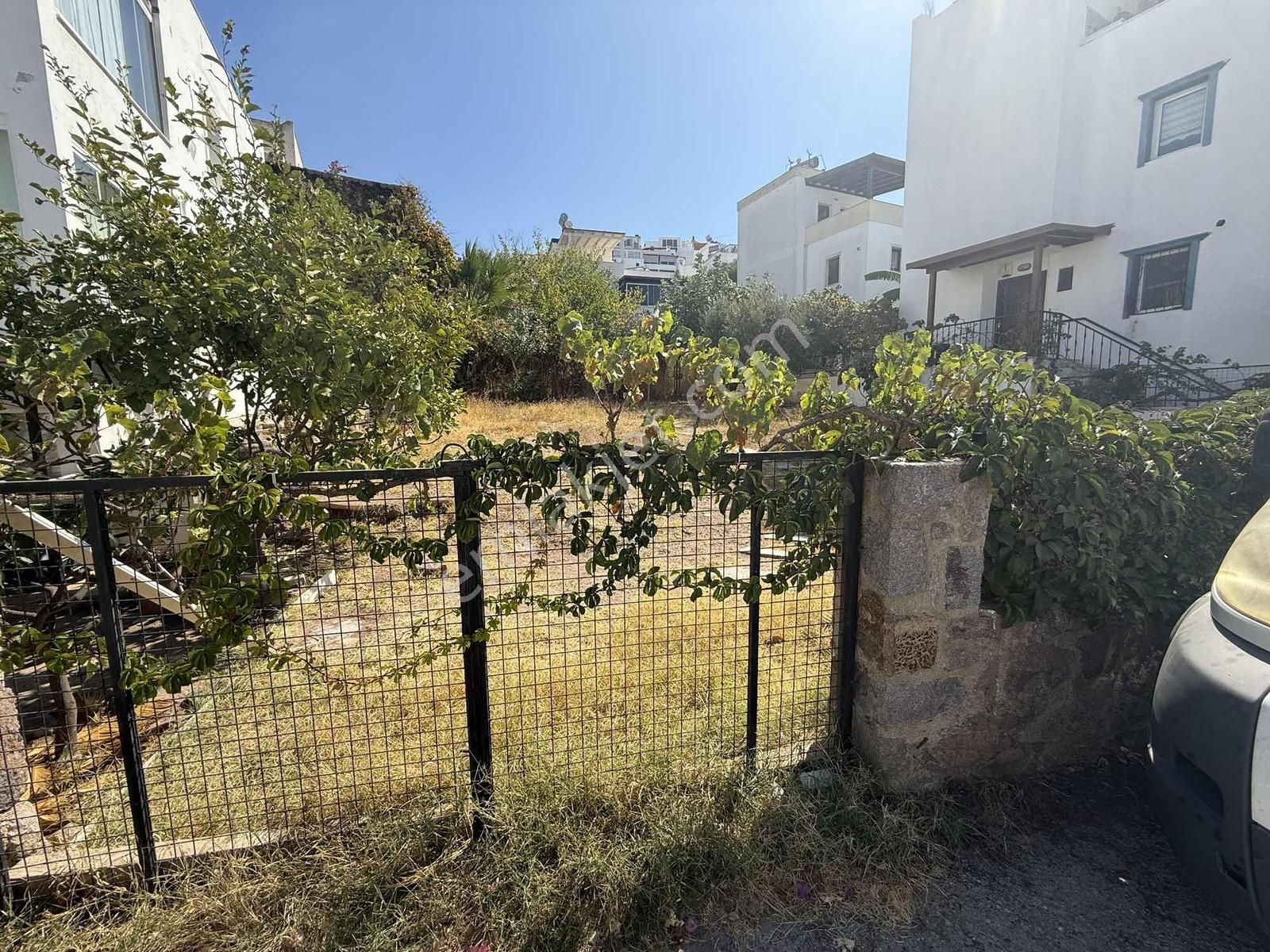 Bodrum Turgutreis Satılık 200 M2 Arsa Projeli