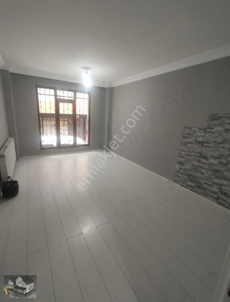Kağıthane Harmantepede 1+1 Yüksek Giriş Balkonlu Kiralık Daire. - Görsel 9