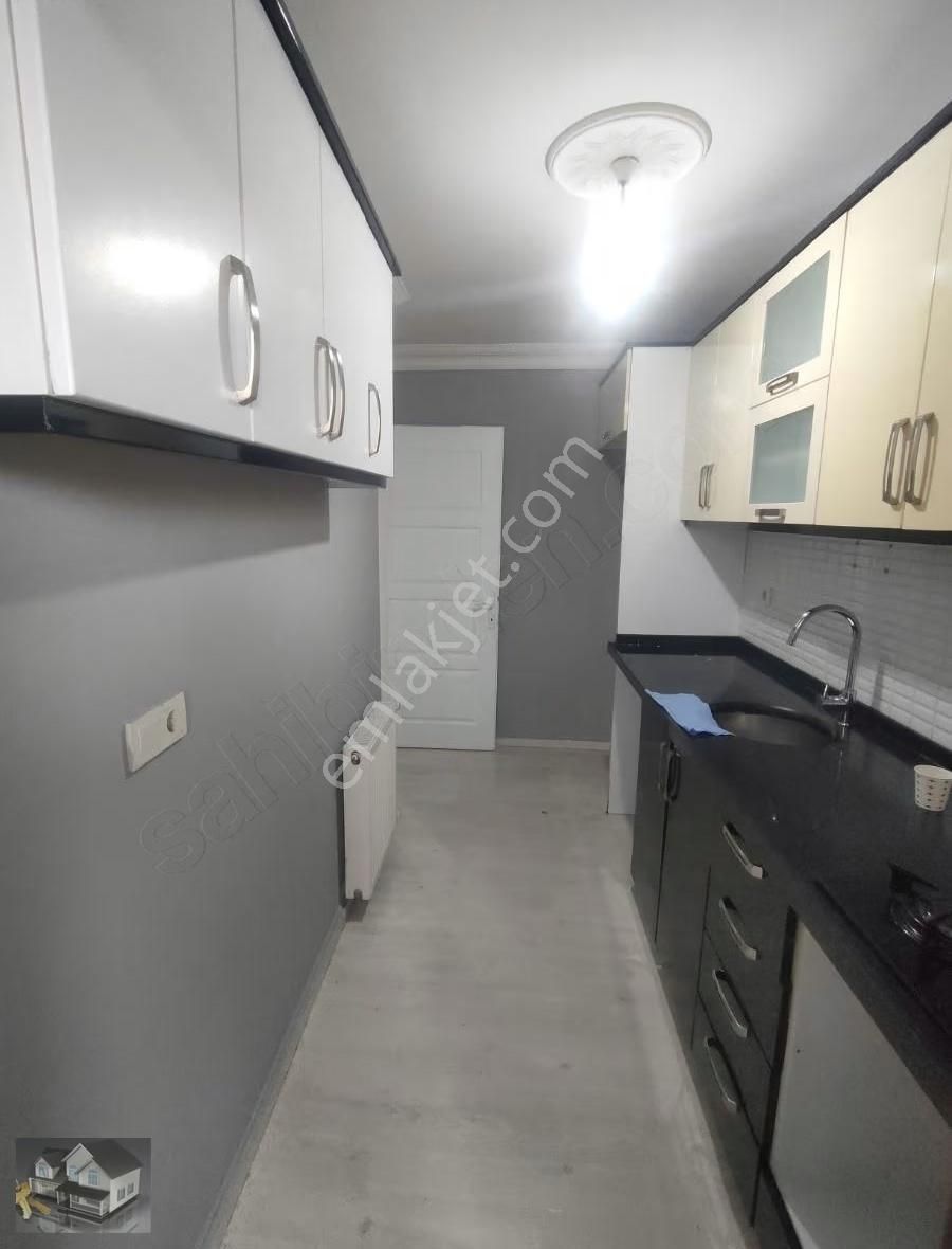 Kağıthane Harmantepede 1+1 Yüksek Giriş Balkonlu Kiralık Daire. - Görsel 7