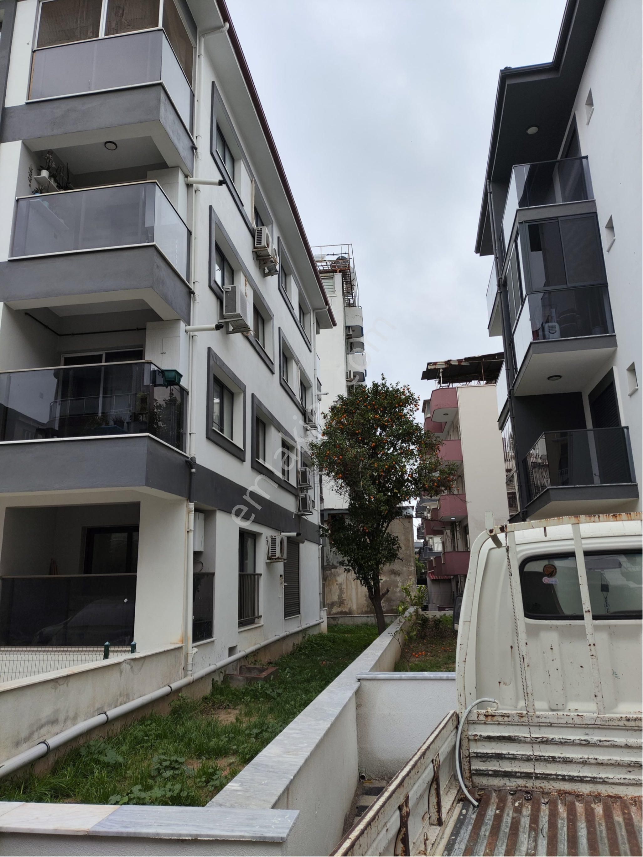 Kuşadası Merkez'de 2+1 3.kat Asansörlü Sıfır Satılık Daire - Görsel 30