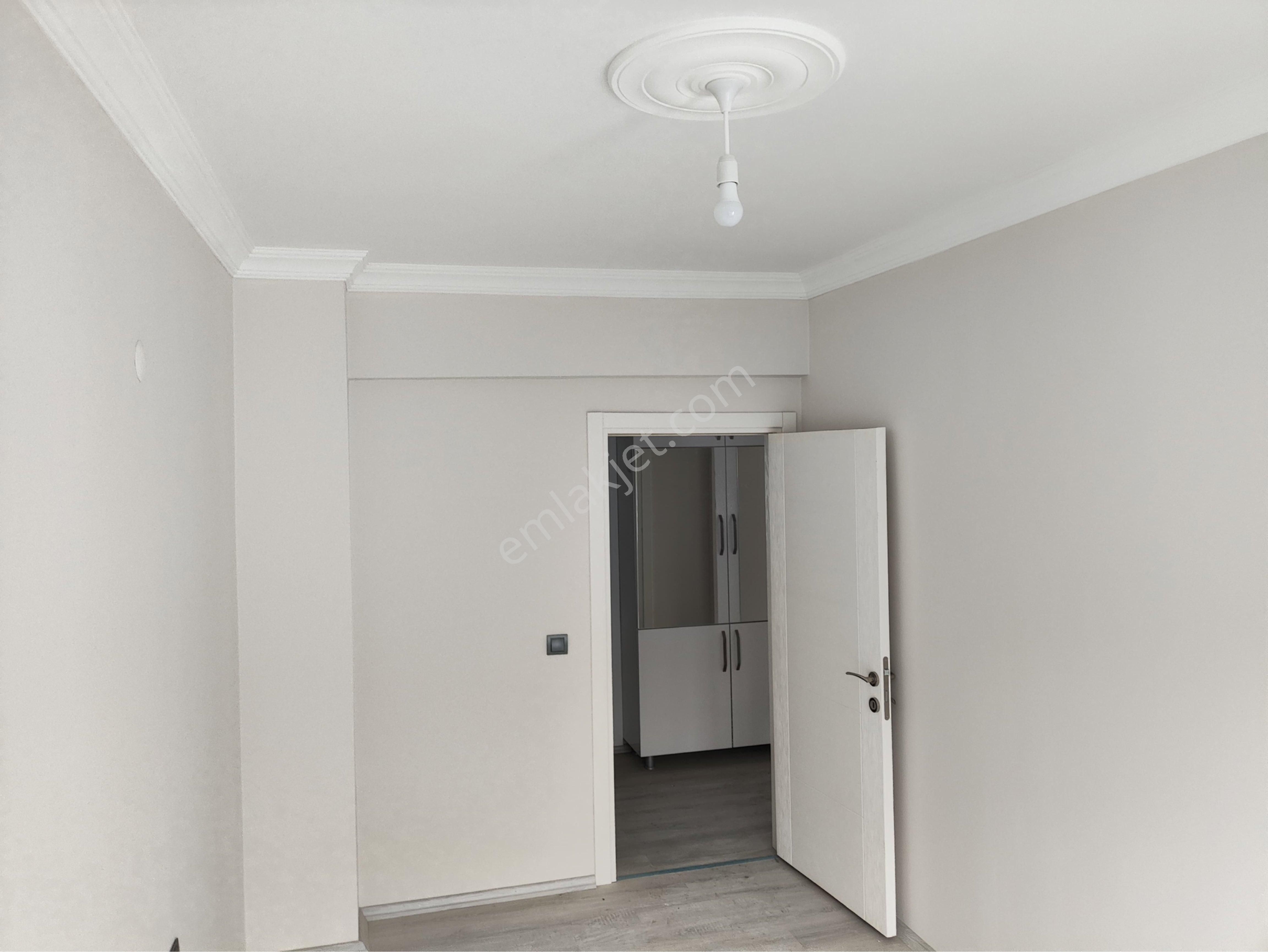 Kuşadası Merkez'de 2+1 3.kat Asansörlü Sıfır Satılık Daire - Görsel 14