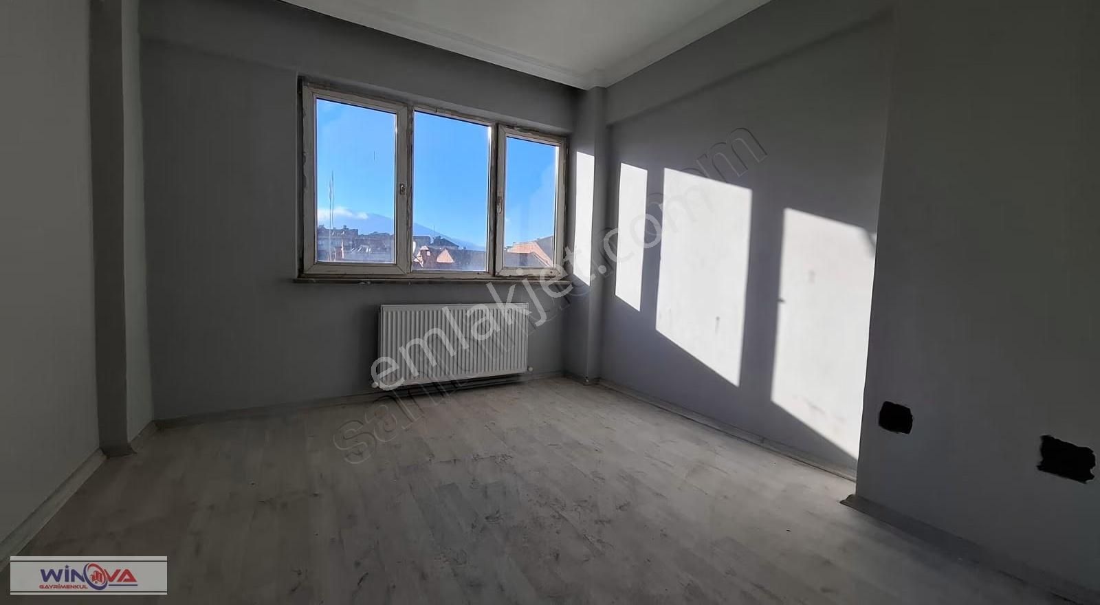 Winova | Sinanbey' De Satılık 3+1 İçi Yenilenmiş Daire - Görsel 20