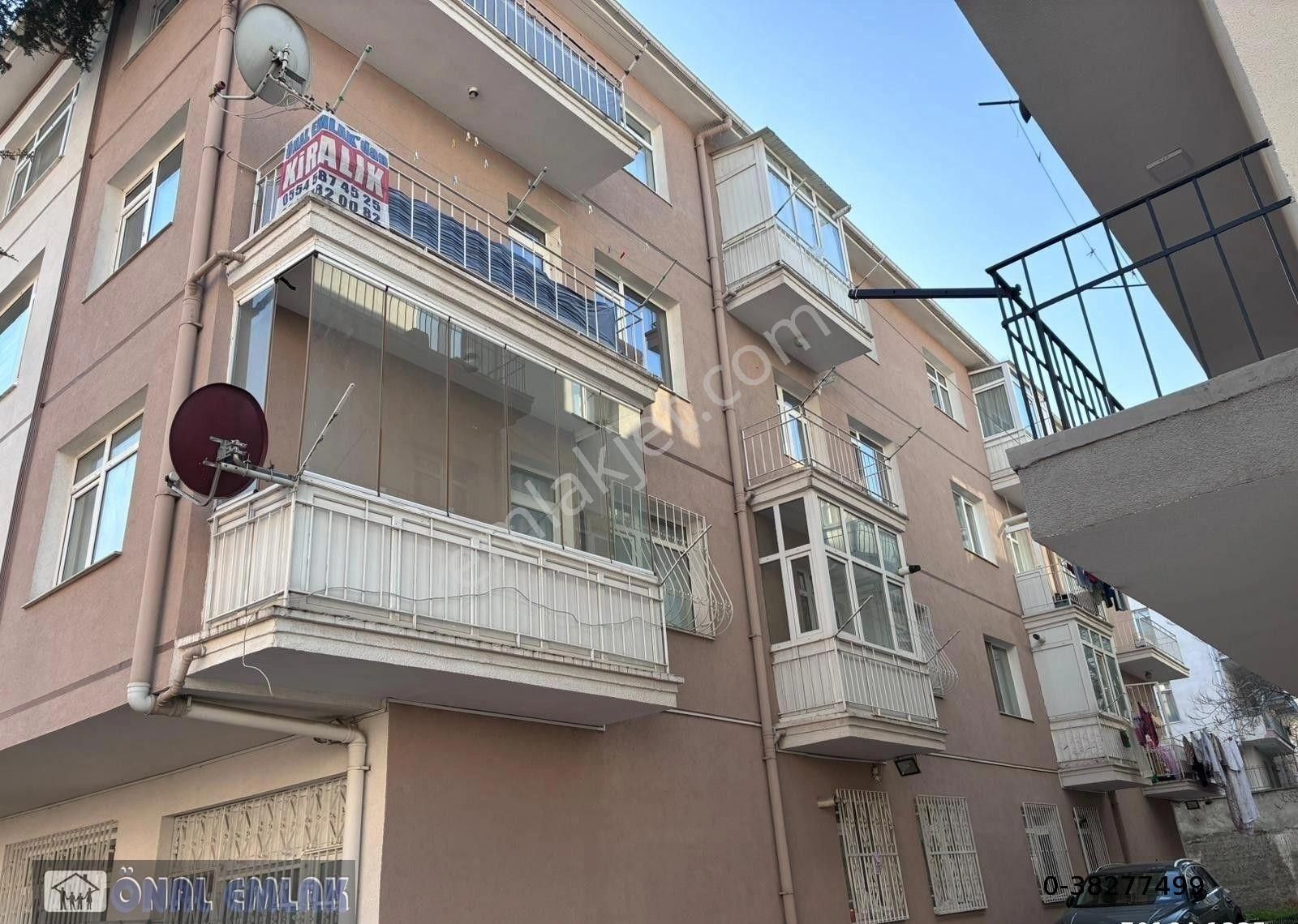 Önaldan Ankara Çankaya Harbiye Mah. 2. Kat Ön Cephe De 3+1 - Görsel 17