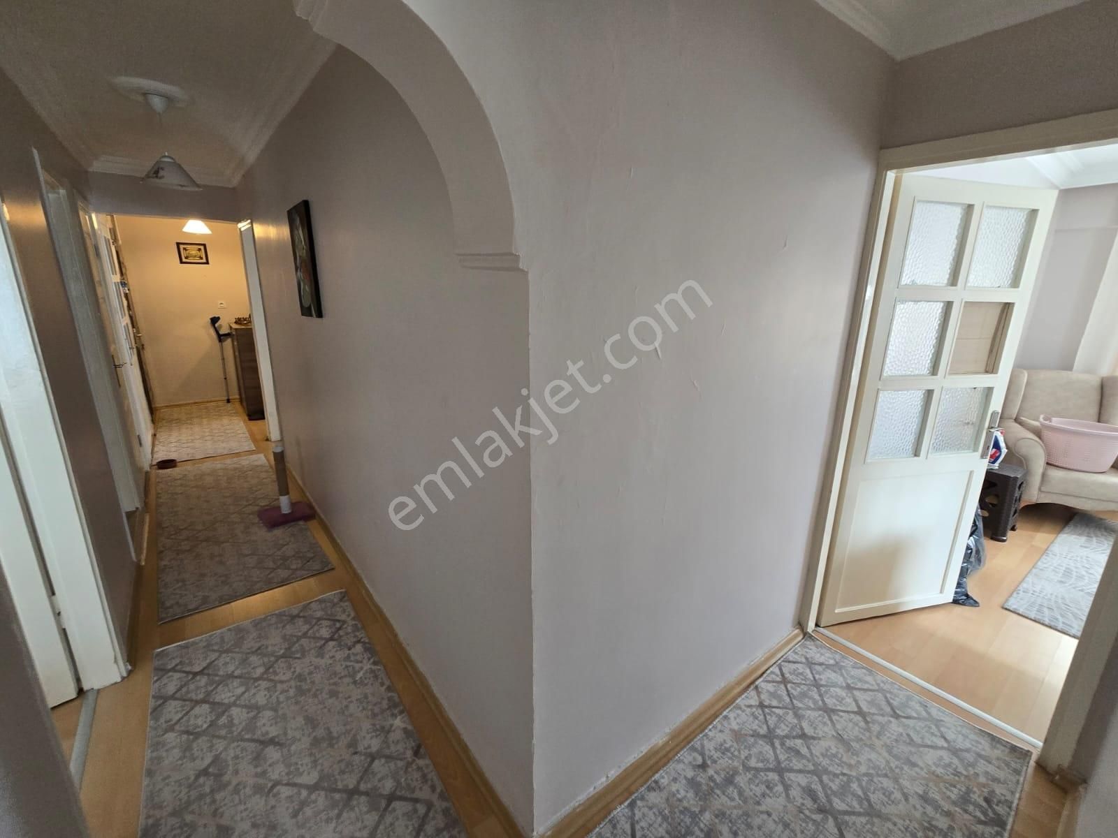 Maliyecilerde Vatan Mah. Kapalı Pazarı Yanında Satılık 3+1 Daire - Görsel 4