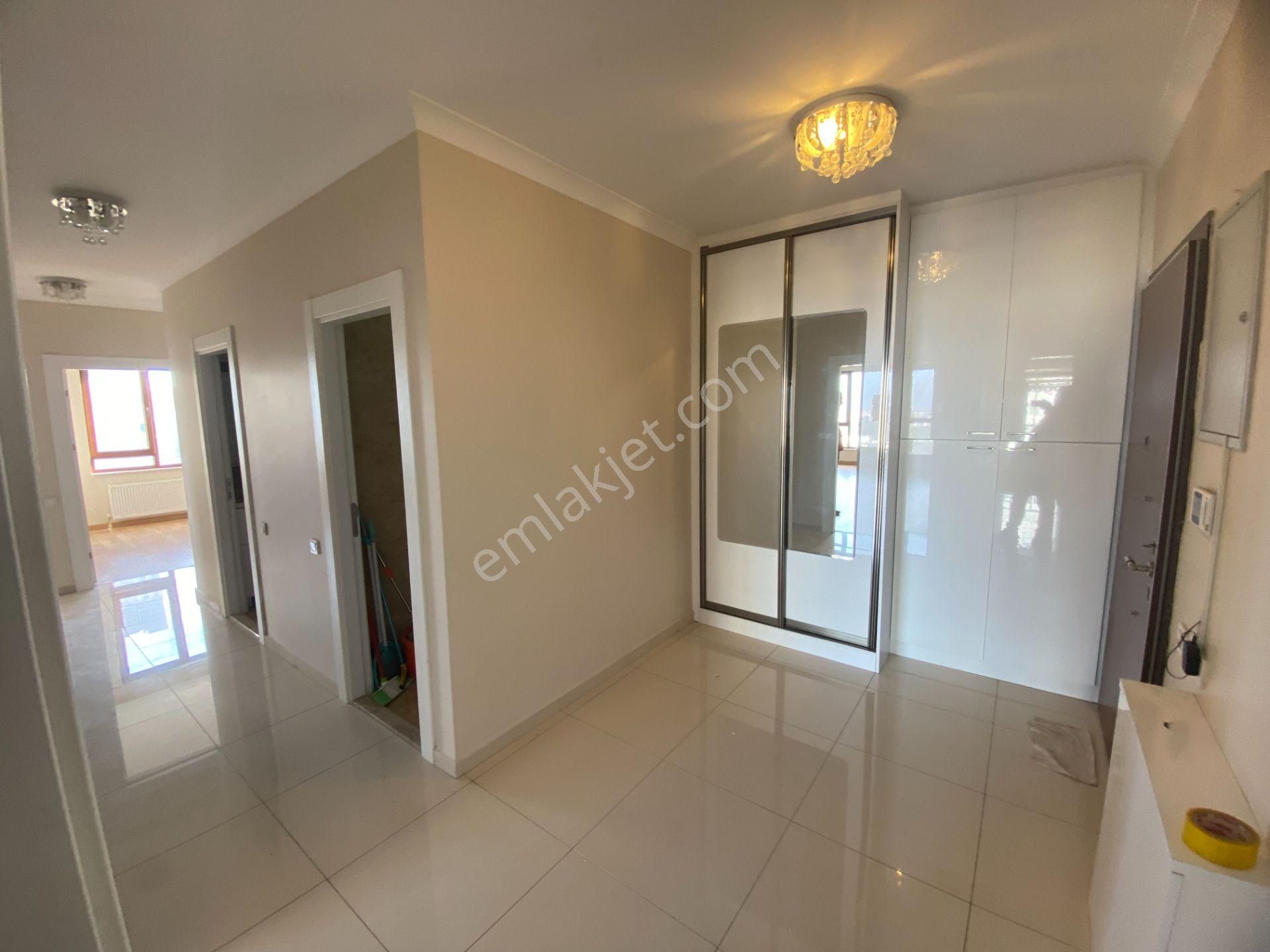 Beytepe Mah. Güneşpark Evleri Sitesinde 4+1 Arakat Kiralık Daire - Görsel 21