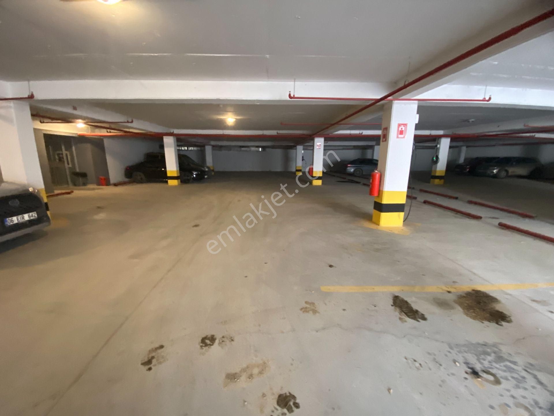 Beytepe Mah. Güneşpark Evleri Sitesinde 4+1 Arakat Kiralık Daire - Görsel 34