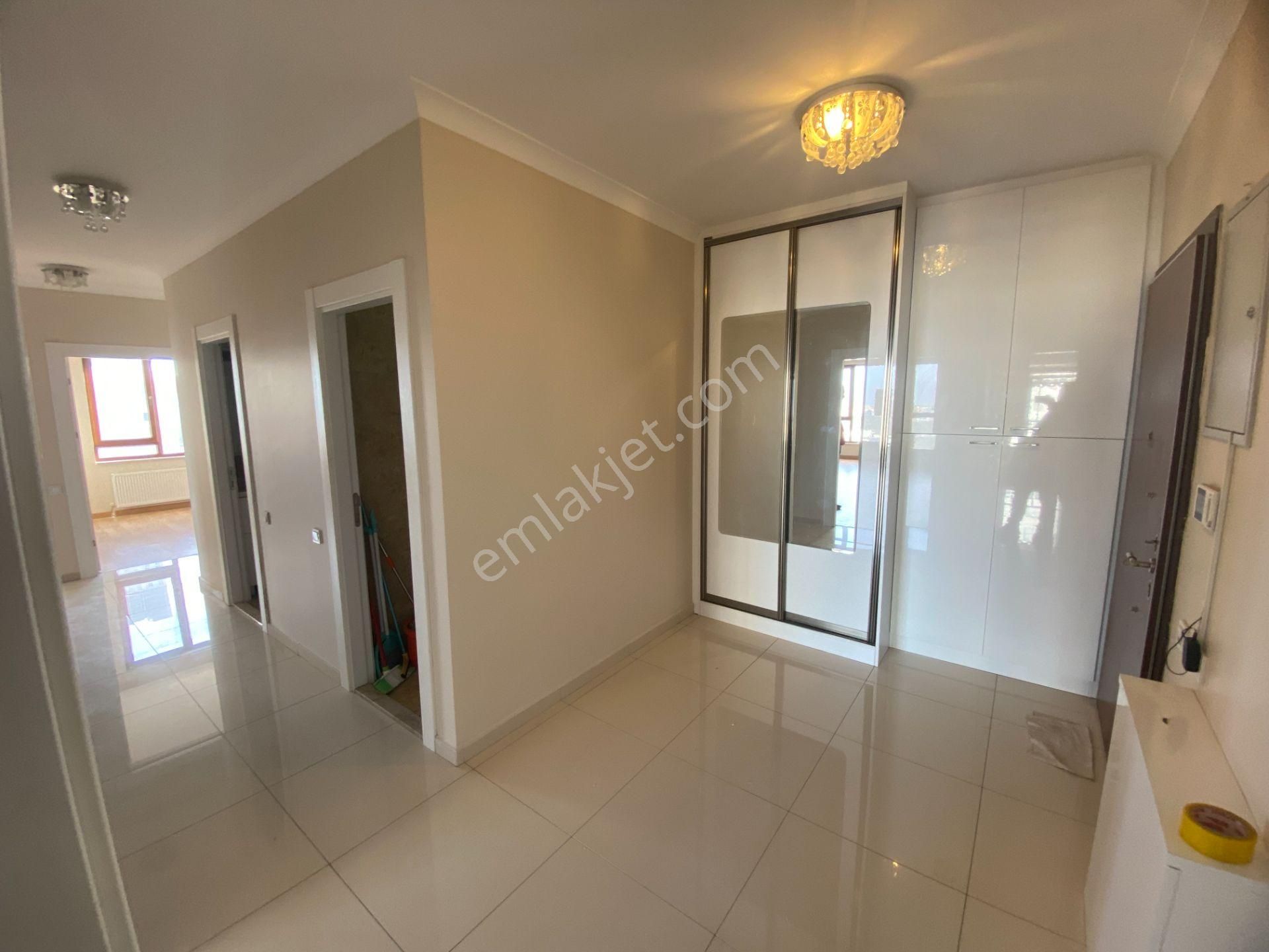 Beytepe Mah. Güneşpark Evleri Sitesinde 4+1 Arakat Kiralık Daire - Görsel 28