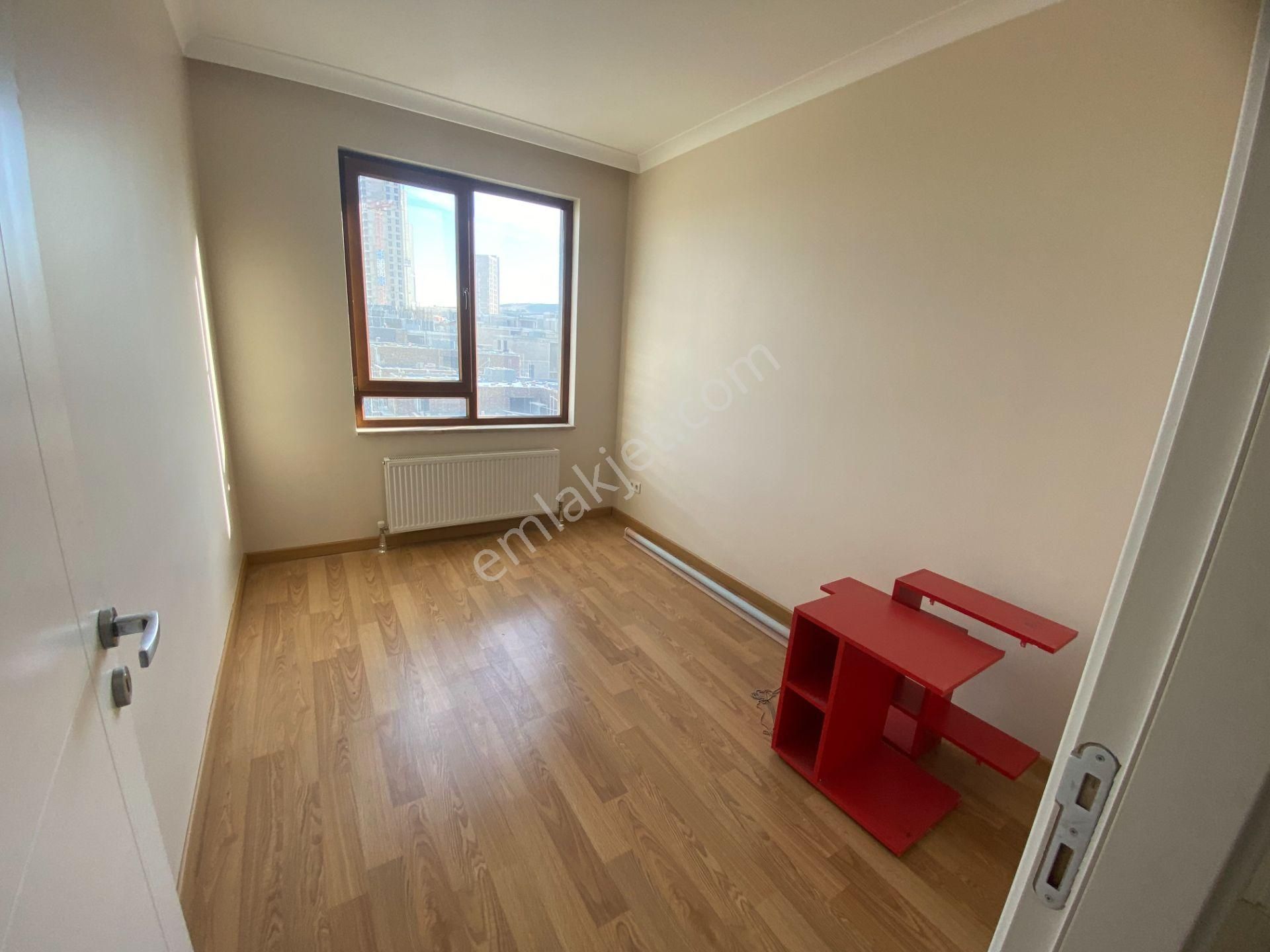 Beytepe Mah. Güneşpark Evleri Sitesinde 4+1 Arakat Kiralık Daire - Görsel 13