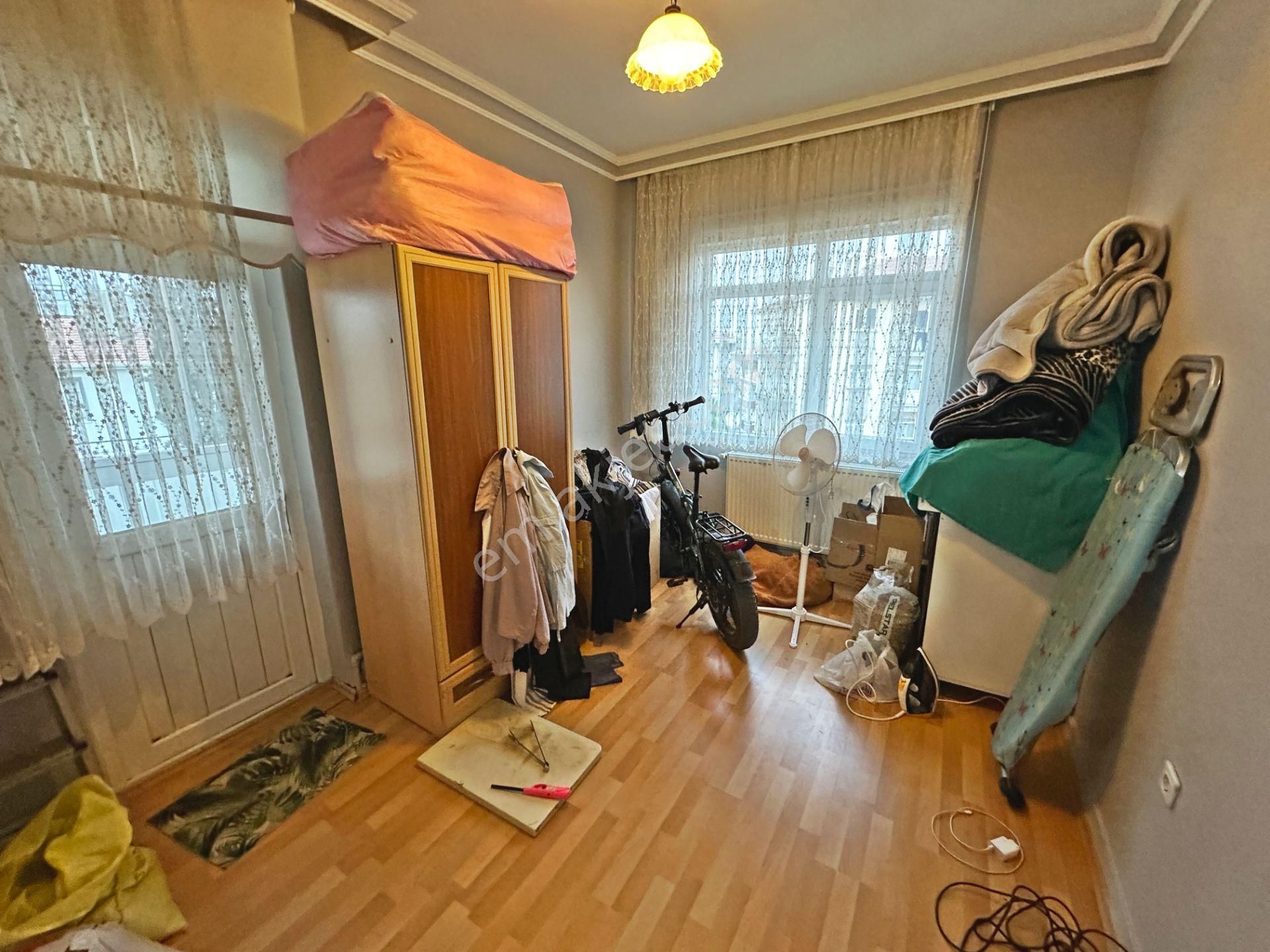 Şafaktepe Park Yakınında Katta Manzaralı Yapılı 3+1 Satılık Daire - Görsel 15