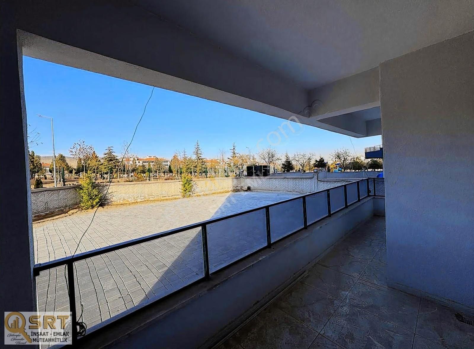 Yeni Stadyum Yakını Geniş Ferah Oturum Alanına Sahip 3+1 - Görsel 30