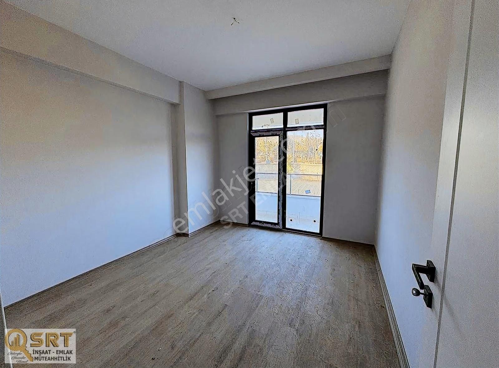 Yeni Stadyum Yakını Geniş Ferah Oturum Alanına Sahip 3+1 - Görsel 25