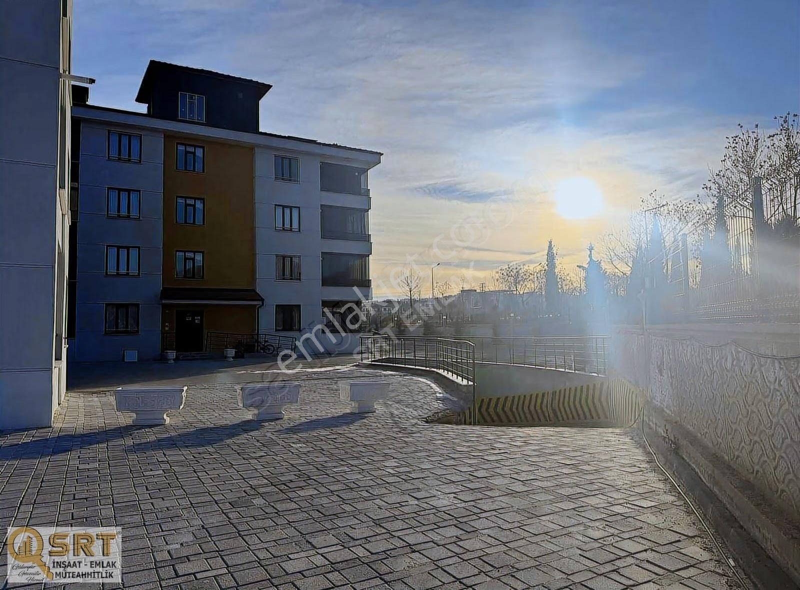 Yeni Stadyum Yakını Geniş Ferah Oturum Alanına Sahip 3+1 - Görsel 8