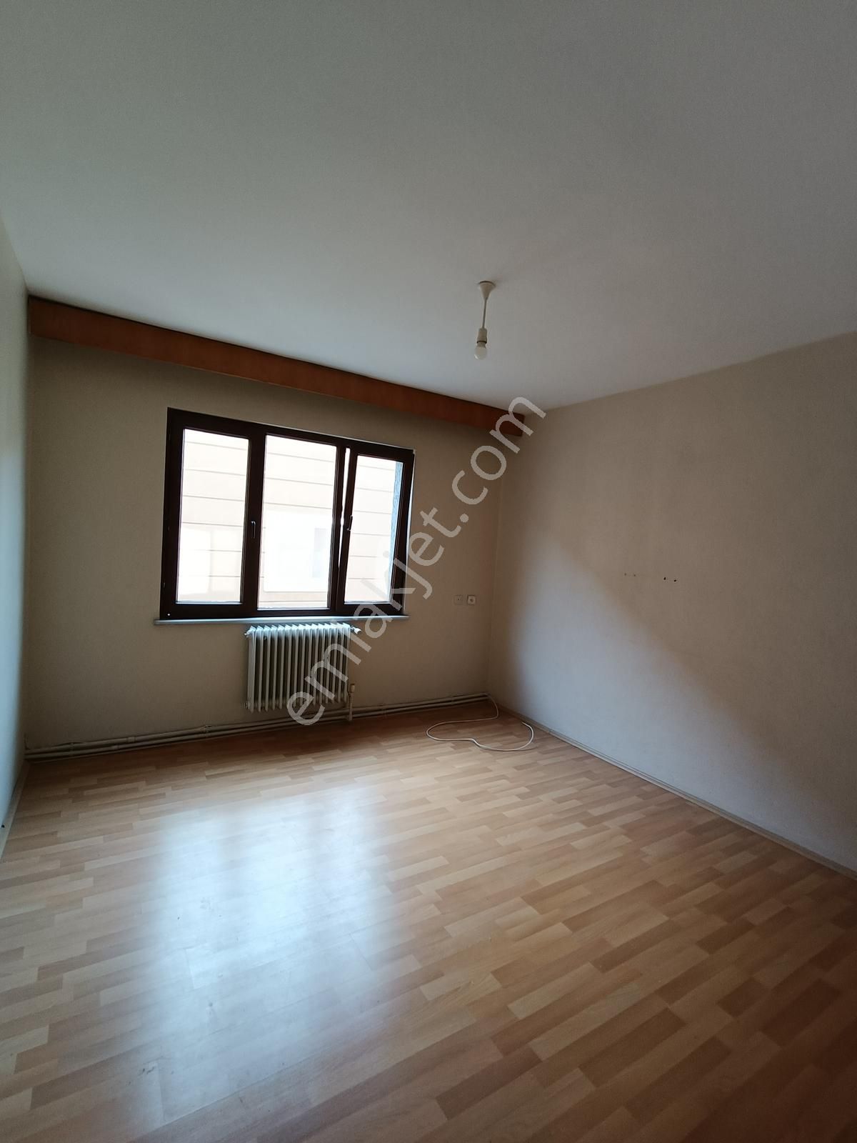 Nilüfer Karaman Mh.de Geniş Bakımlı Kiralık 3+1 Daire - Görsel 14