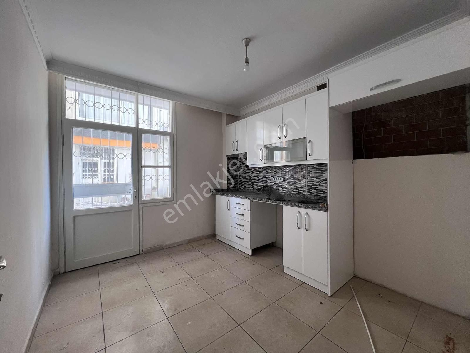 Turgut Özal Blv Üzeri 4+1 K.mutfak İşyeri Ruhsatına Uygun Cazip - Görsel 6