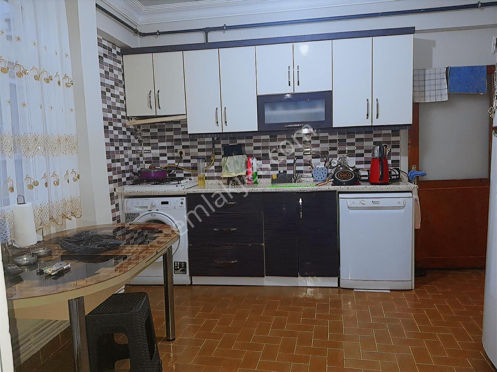 Fiyatı Düştü!!! Cedit Sağlık Ocağının Yanında Dubleks Daire - Görsel 6