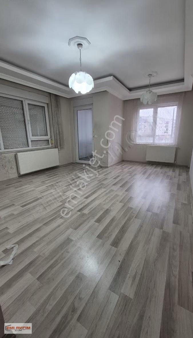 Yenigün De Doğalgazlı 2+1 Arakat Satılık - Görsel 2