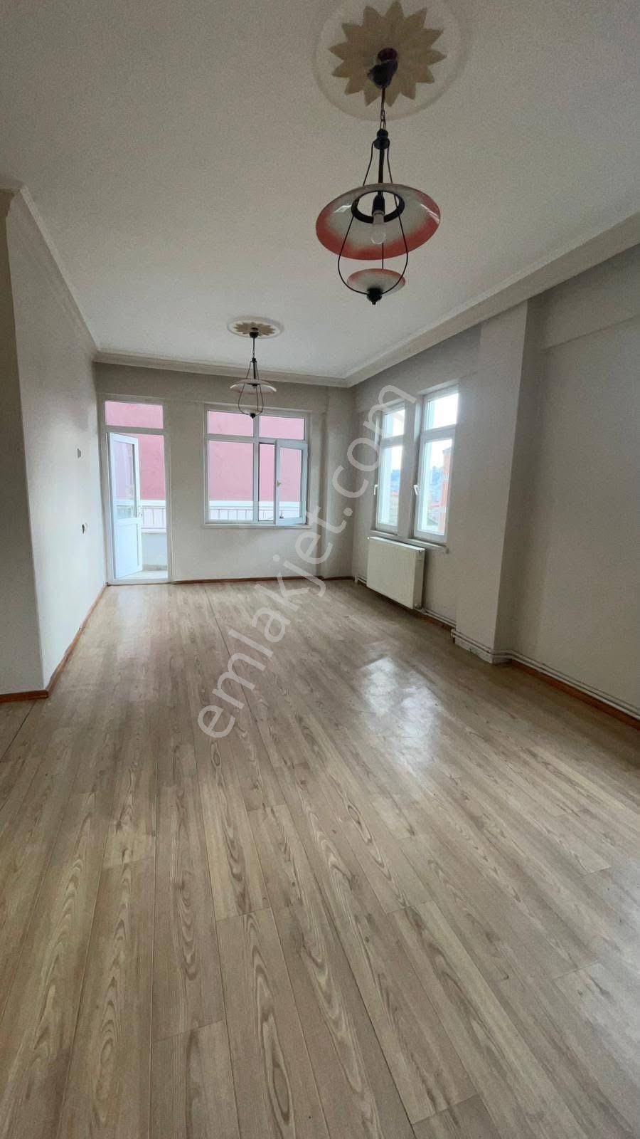 Evim-nur'dan Adalet Mah. 3+1 2 Balkonlu 3.kat Fırsat Daire - Görsel 7