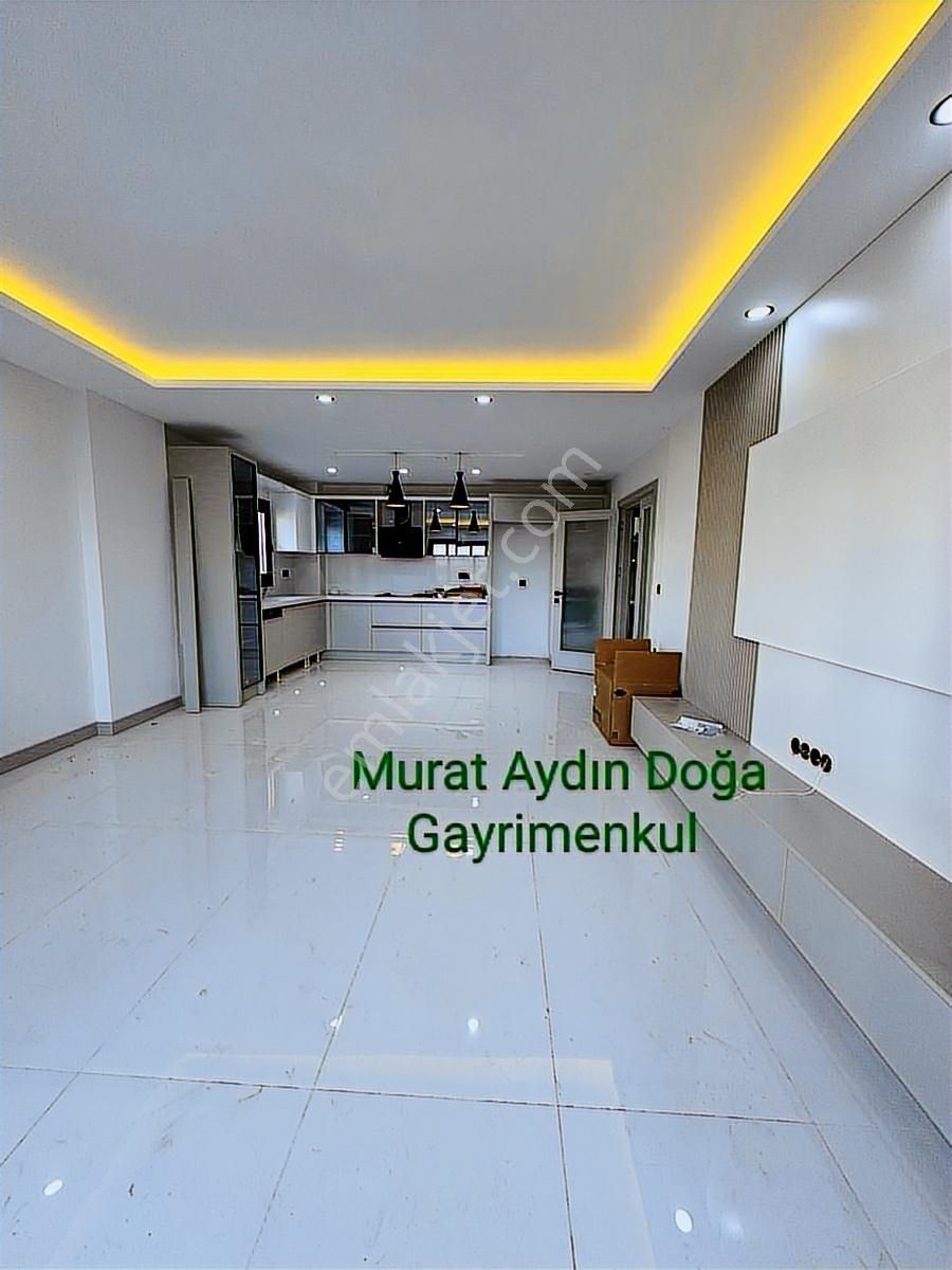 Kuşadası'nda Havuzlu Güvenlikli Sitede Doğalgazlı 3+1 Daire - Görsel 4