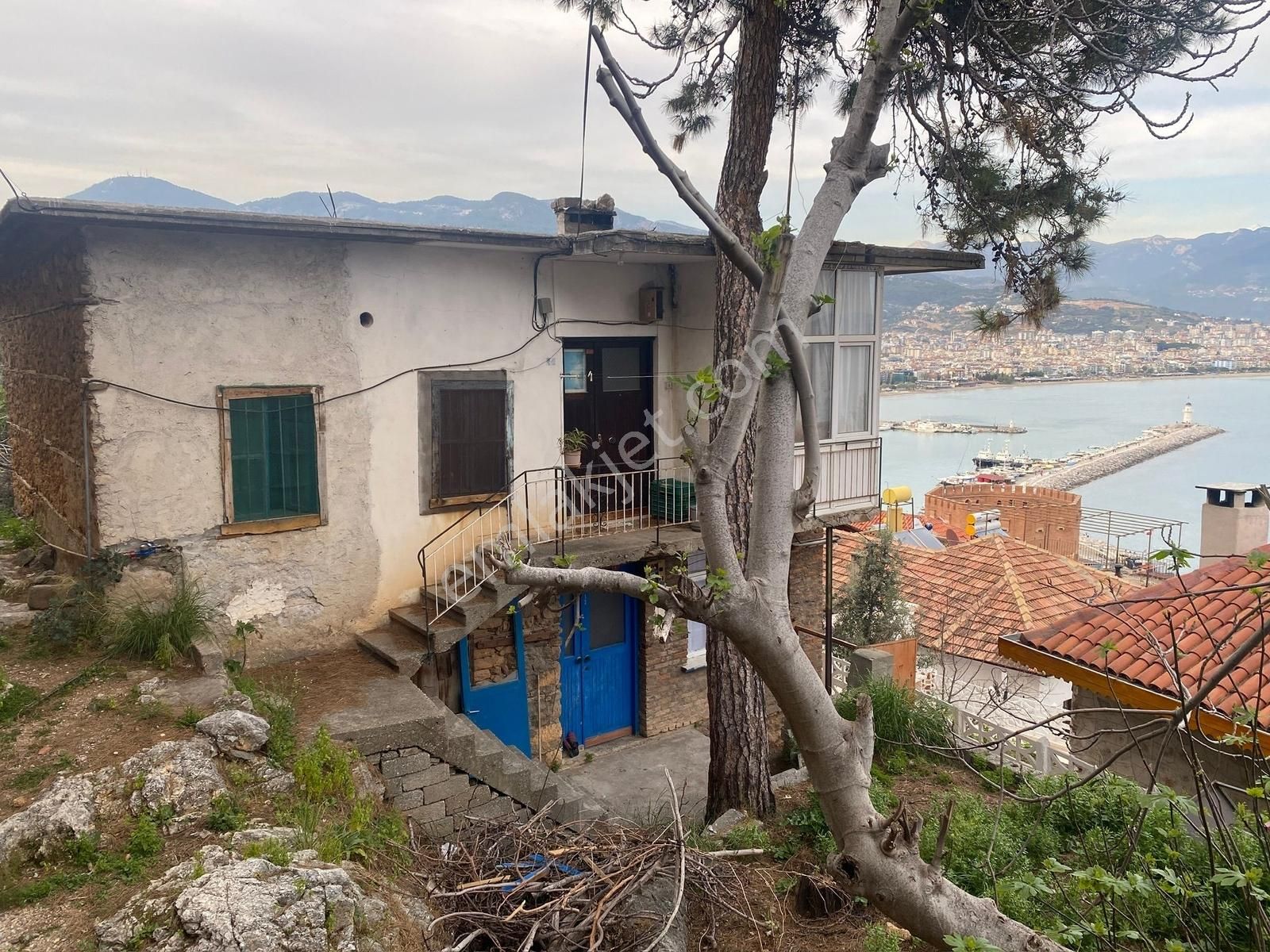 Alanya Kalesinde Full Deniz Manzaralı Taş Ev - Görsel 2